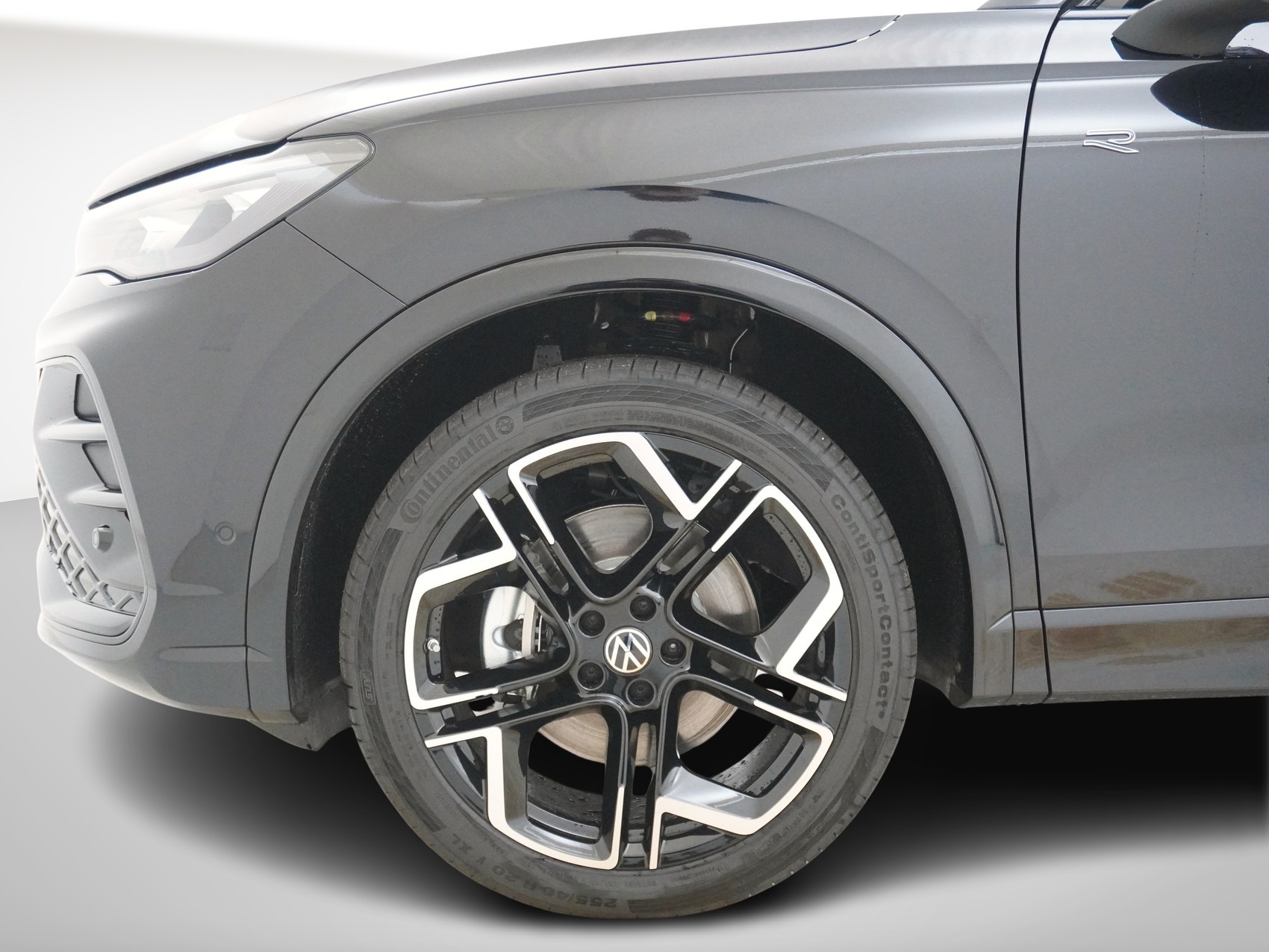 VW Tiguan 2.0 TSI R-Line 4Motion-image-9