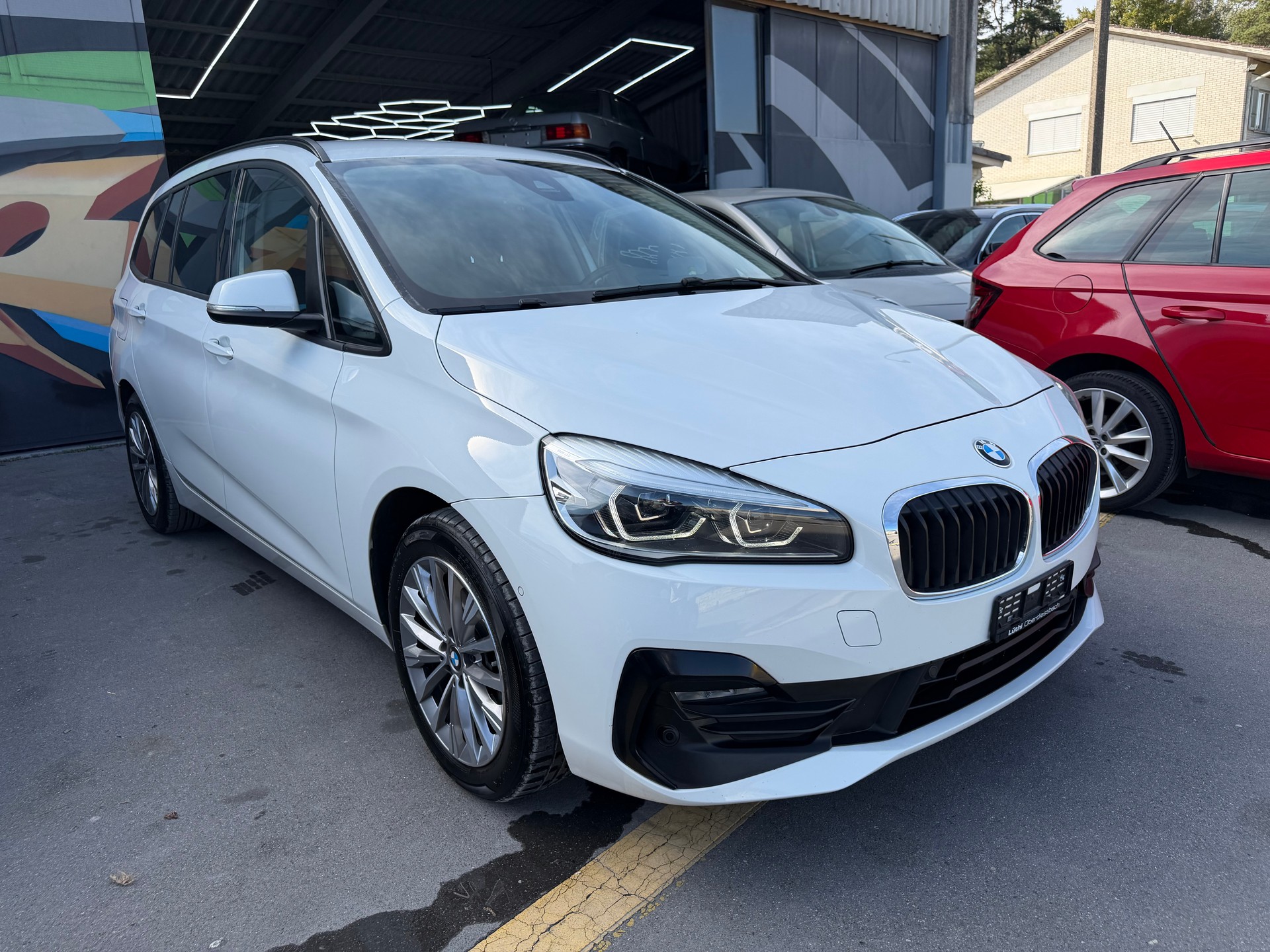 BMW 220d xDrive Gran Tourer Steptronic Sport Line-image-6