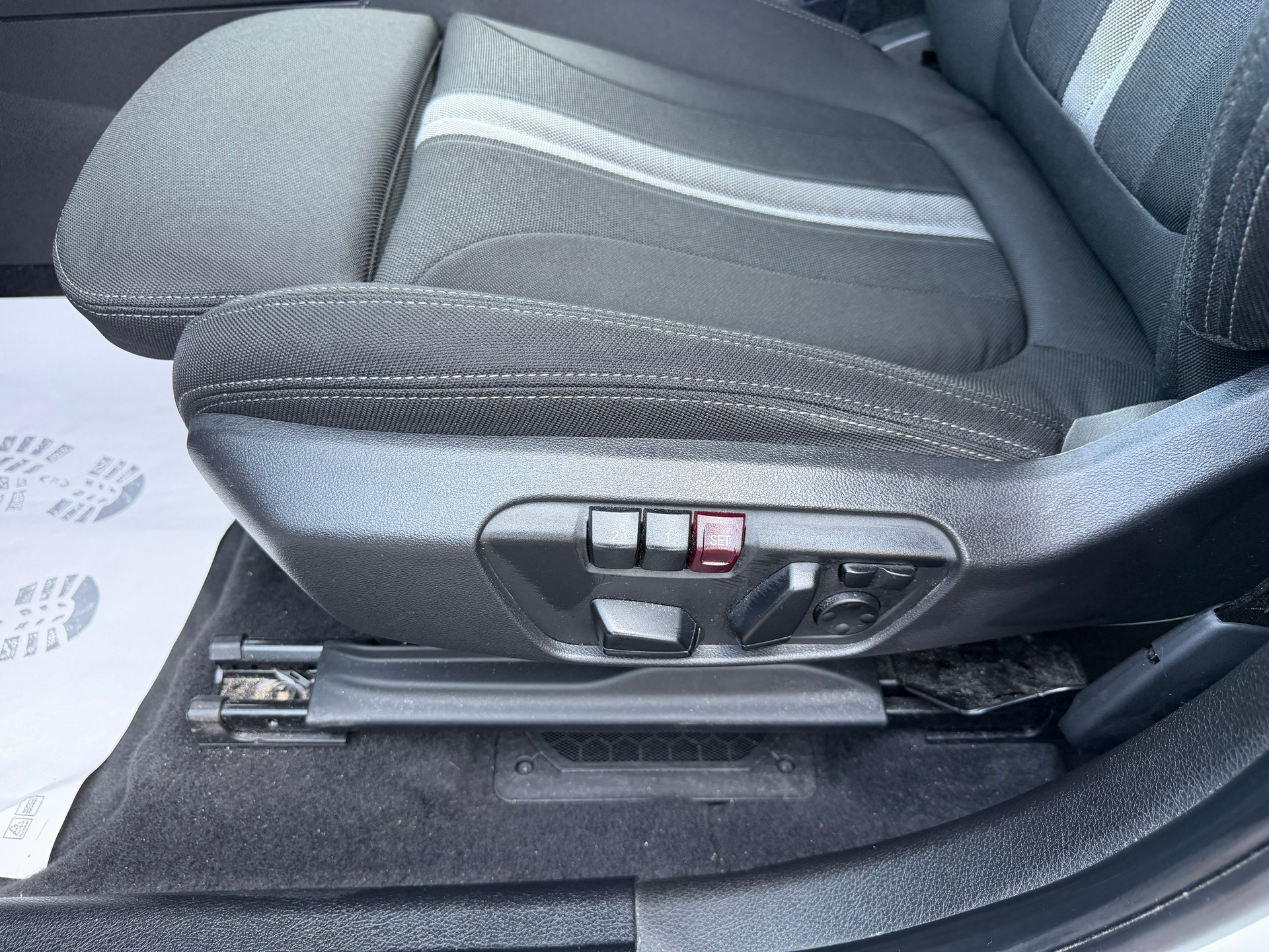 BMW 220d xDrive Gran Tourer Steptronic Sport Line-image-14