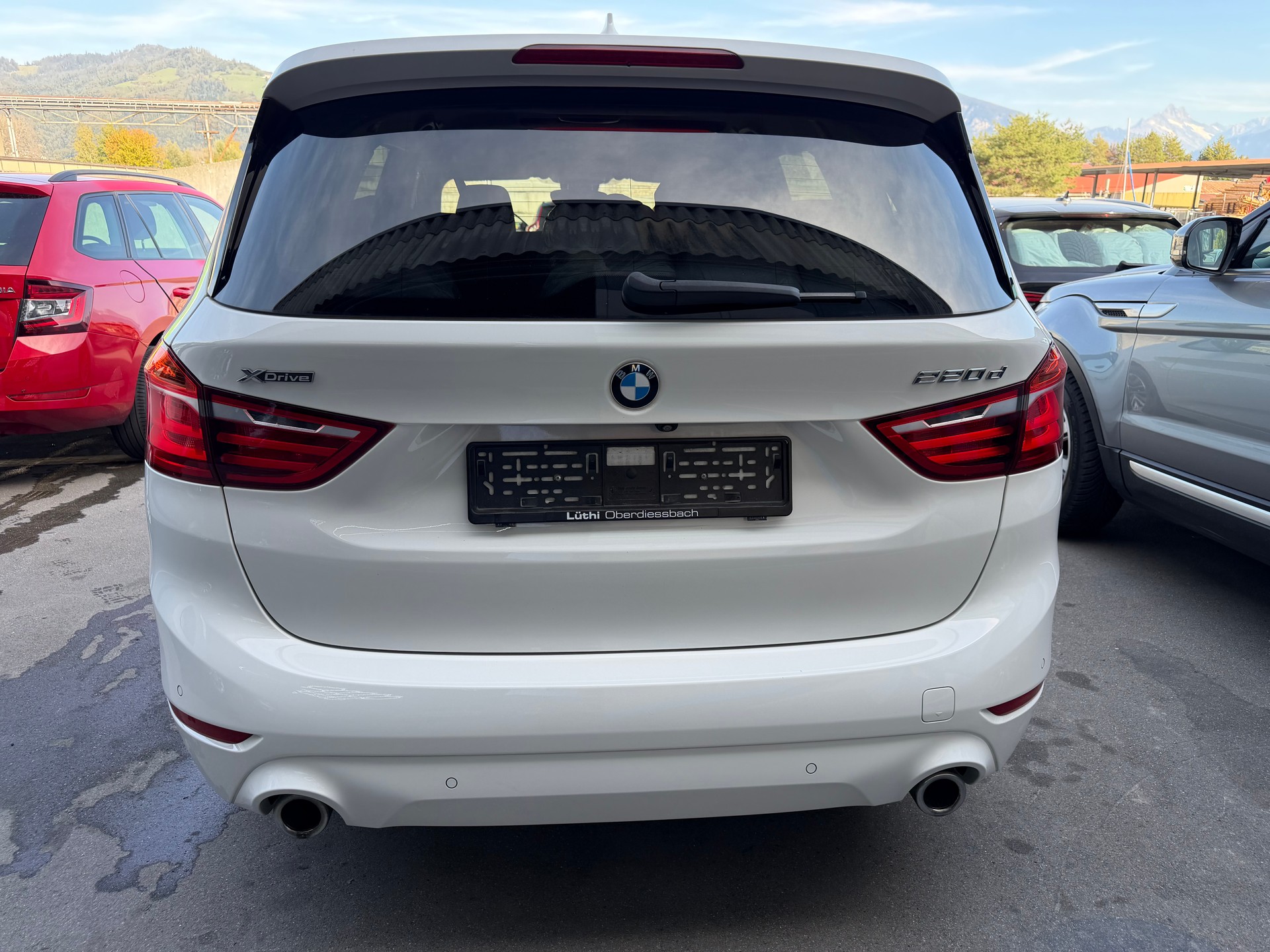 BMW 220d xDrive Gran Tourer Steptronic Sport Line-image-4