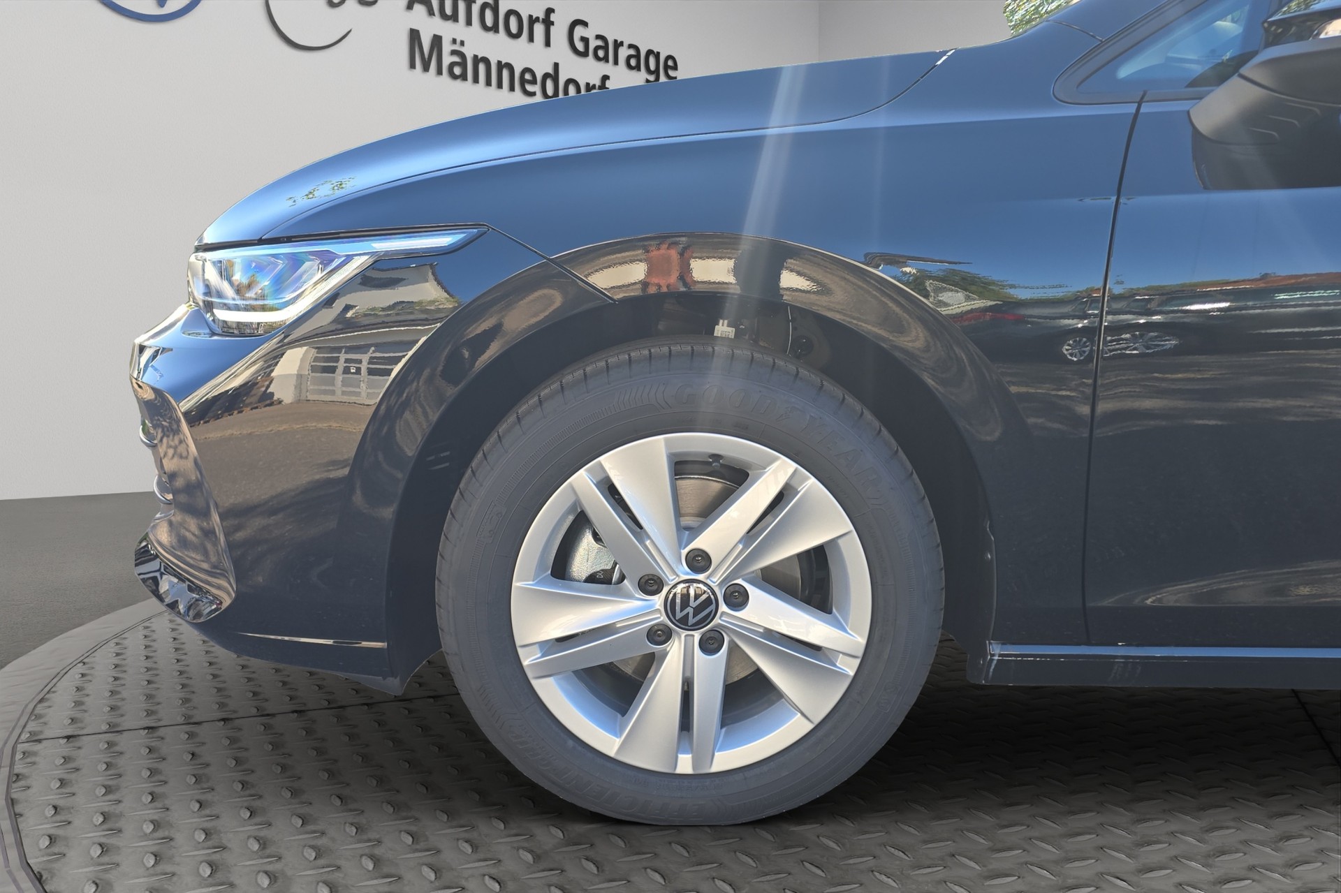 VW Golf 1.5 e TSI mHEV Value DSG-image-10
