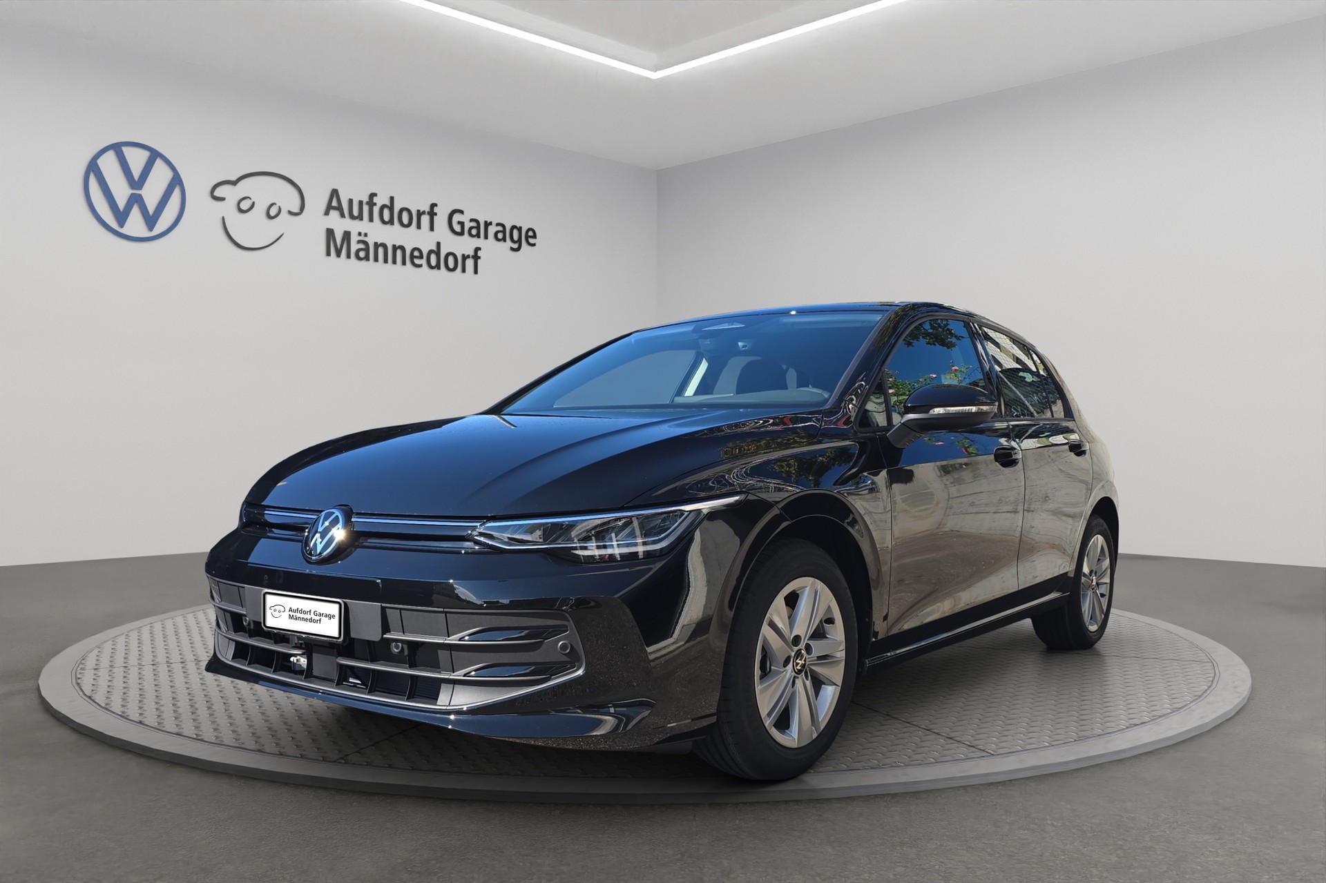 VW Golf 1.5 e TSI mHEV Value DSG-image-0