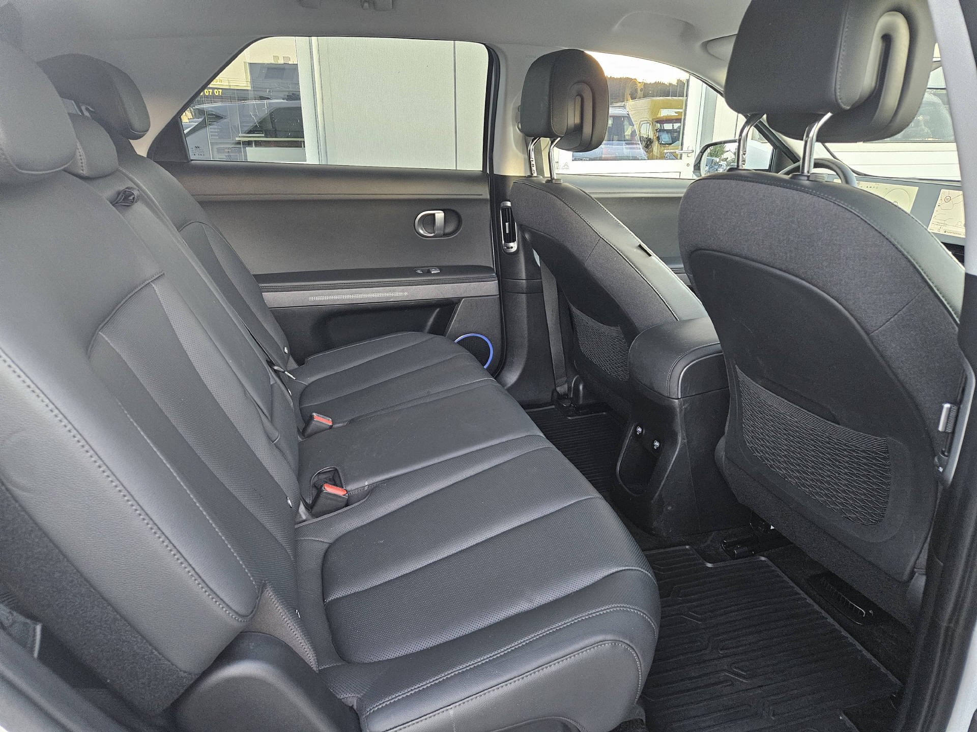 HYUNDAI Ioniq 5 77,4 kWh Amplia* Werksgarantie 5 Jahre ohne Kilometerbegrenzung *-image-18
