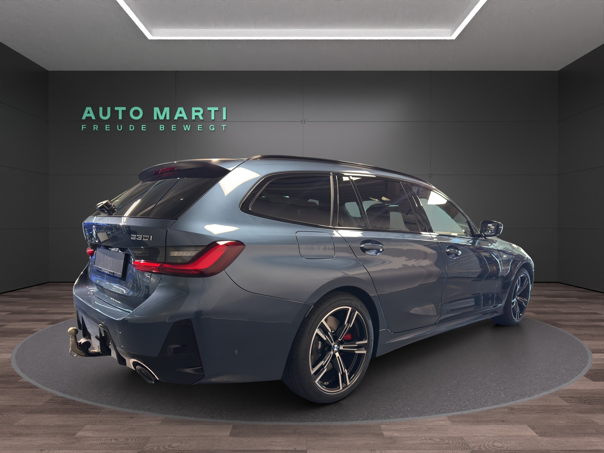 BMW 3er Reihe G21 Touring 330i xDrive SAG-image-3