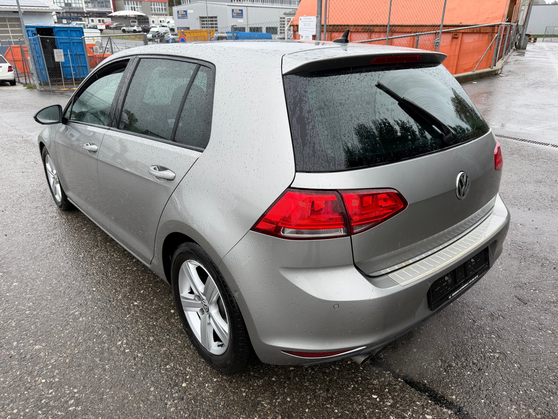 VW Golf 1.4 TSI Highline DSG-image-4