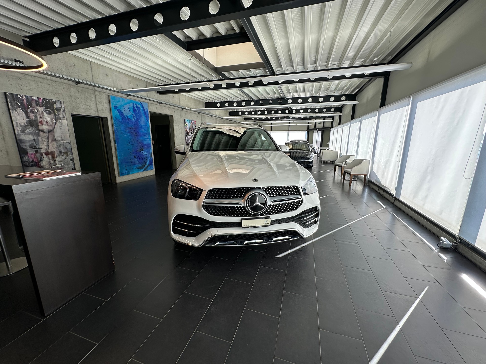 MERCEDES-BENZ GLE 450 AMG Line 4matic-image-4