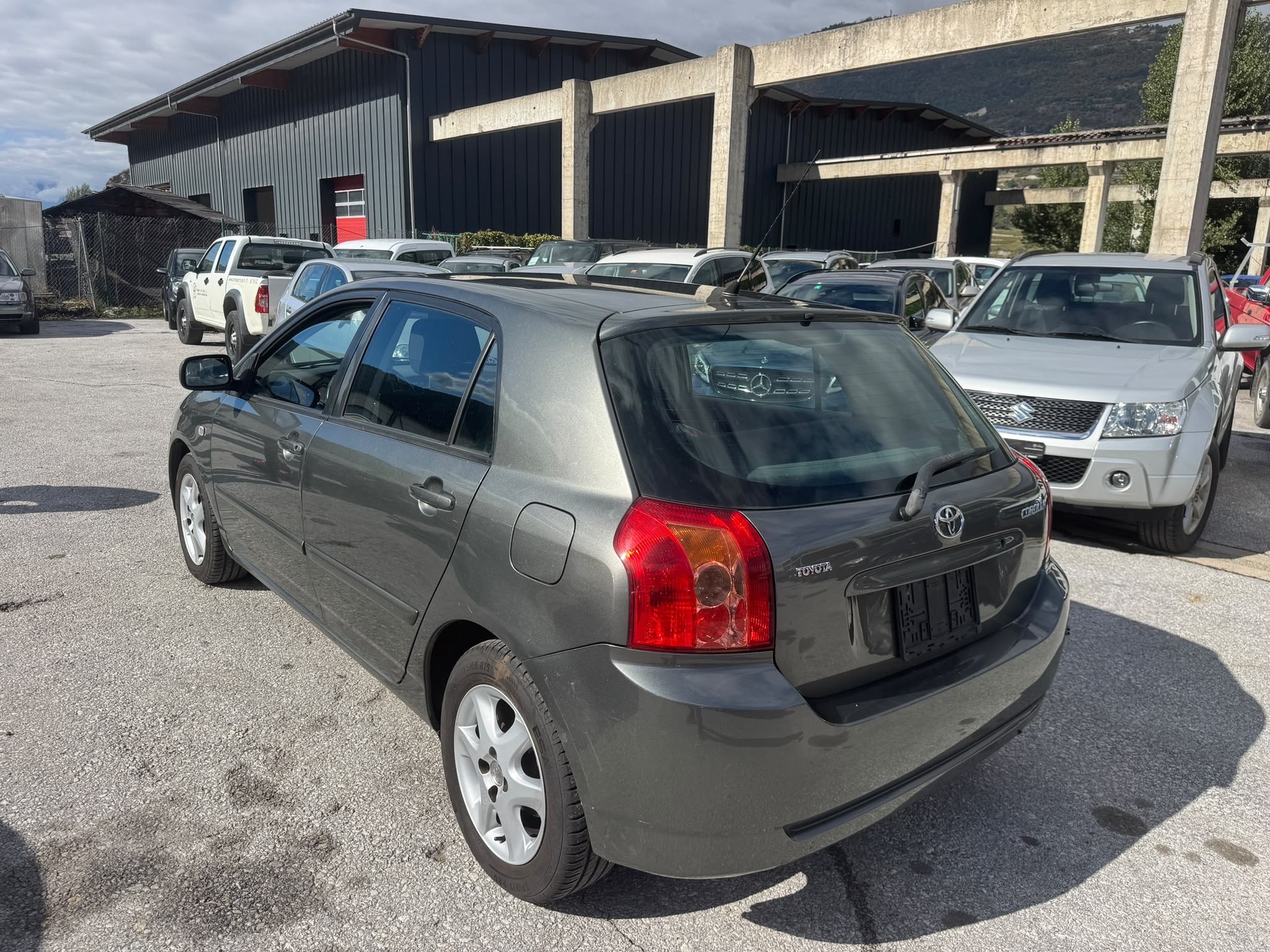 TOYOTA Corolla 1.6 Linea Sol-image-3