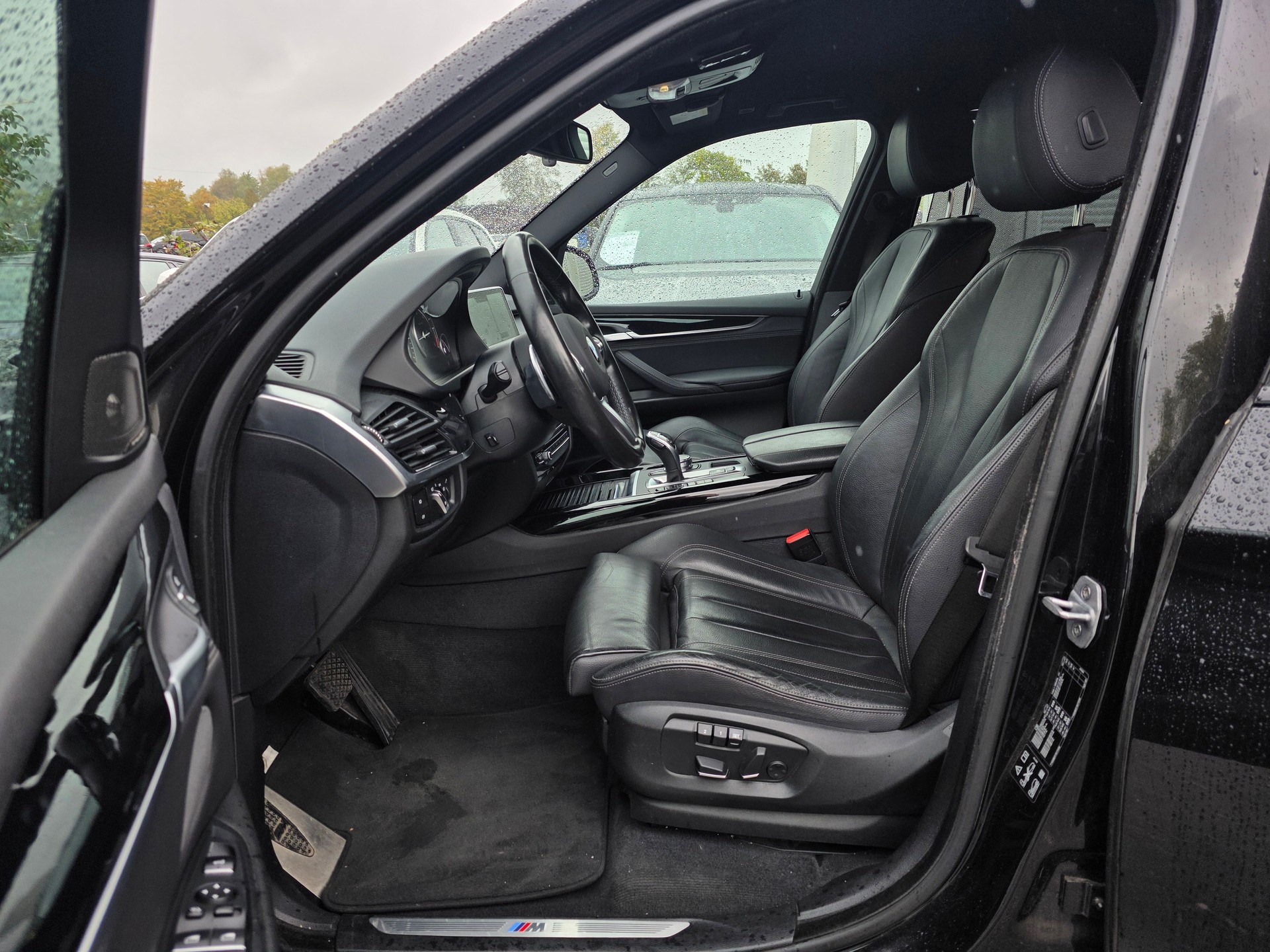 BMW X5 xDrive 40d Steptronic M-Sport * CH-Fahrzeug *-image-6