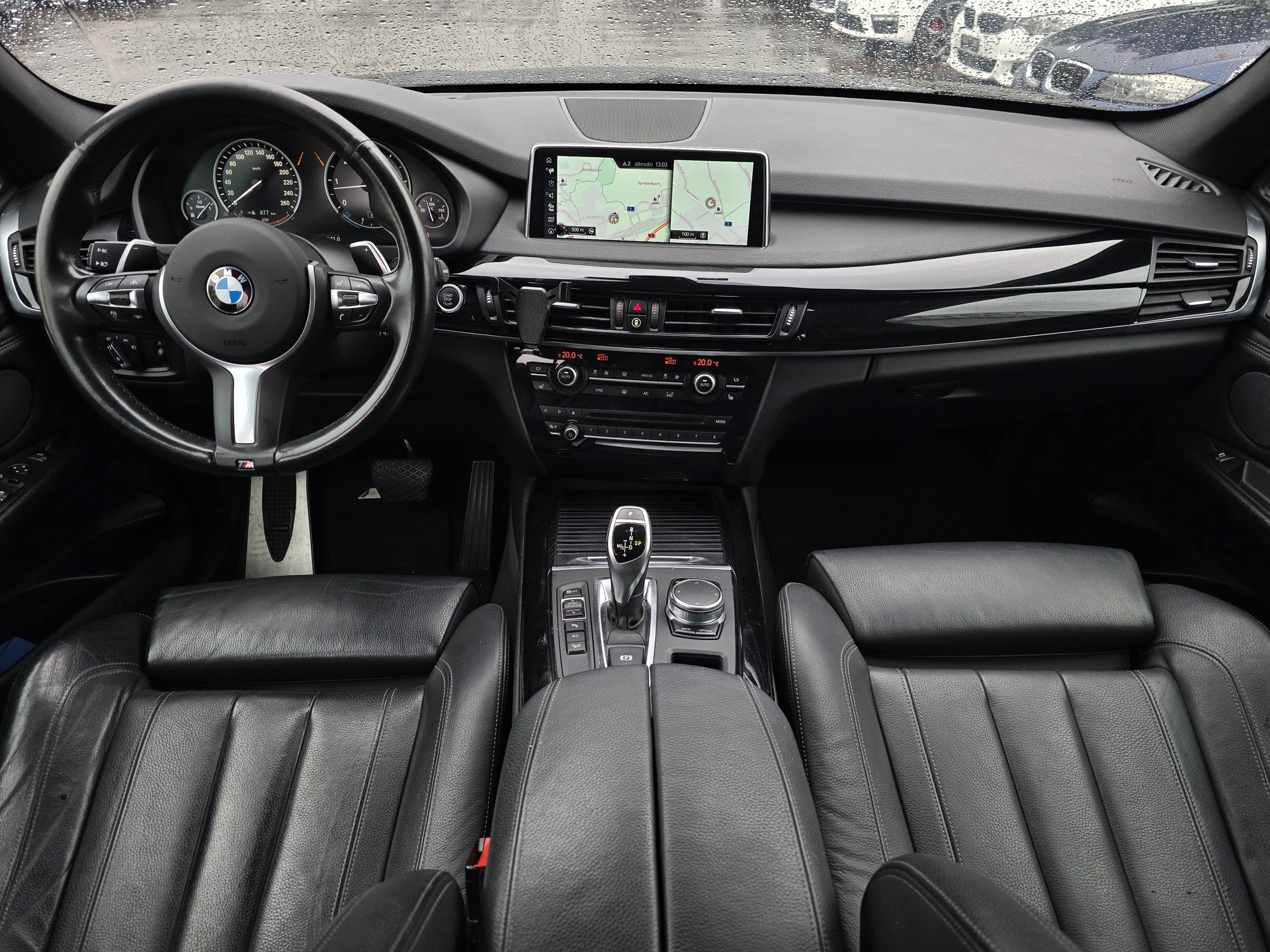 BMW X5 xDrive 40d Steptronic M-Sport * CH-Fahrzeug *-image-11