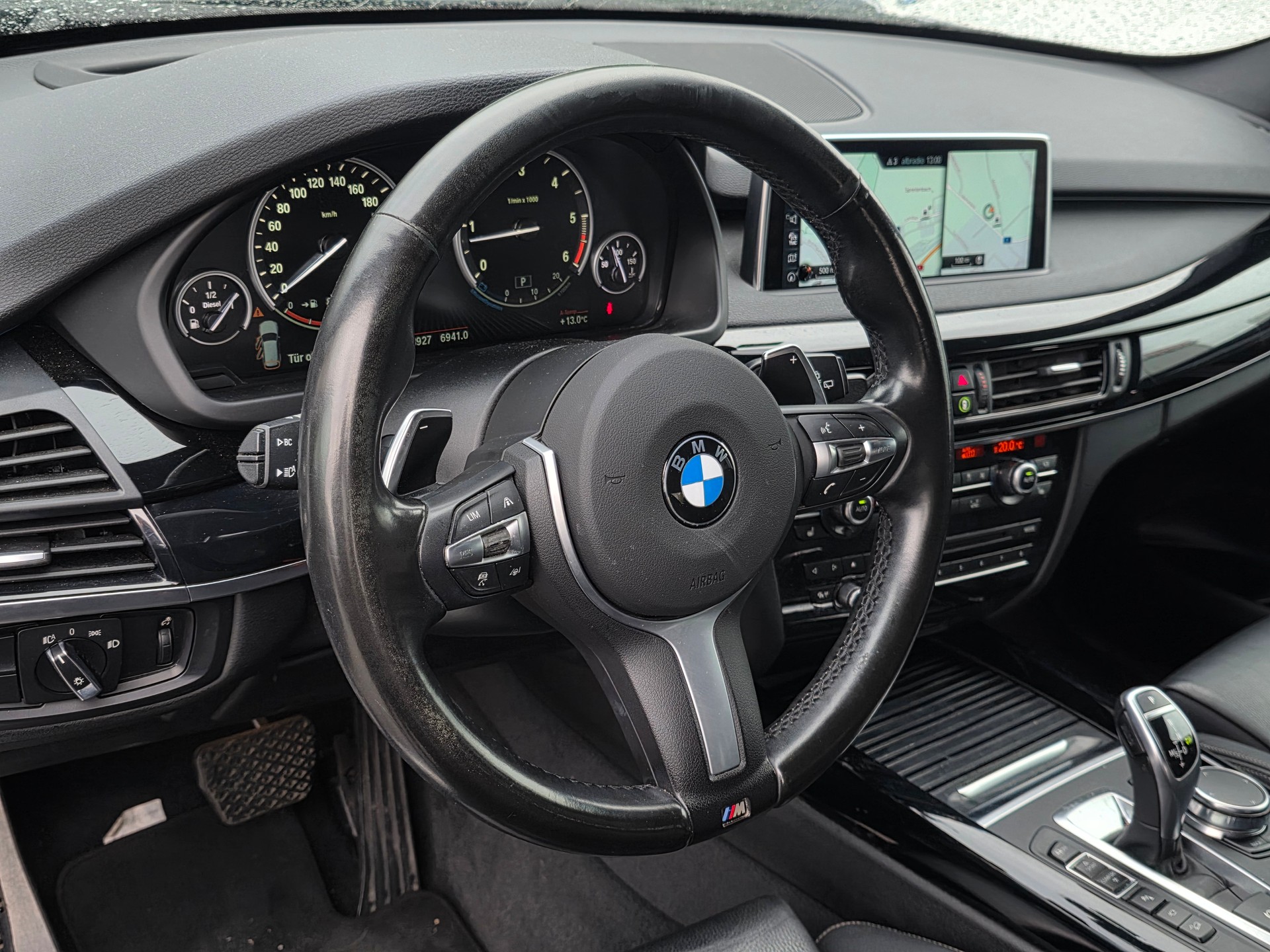 BMW X5 xDrive 40d Steptronic M-Sport * CH-Fahrzeug *-image-8