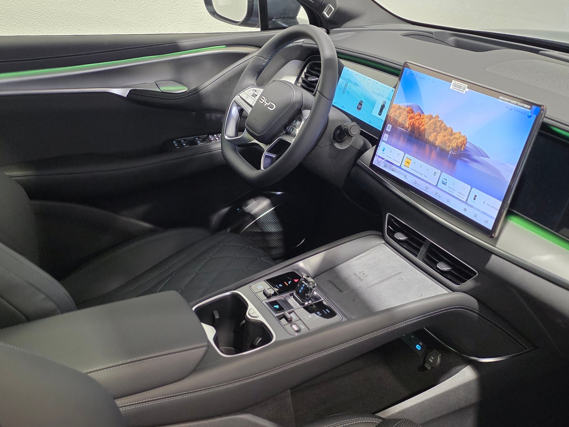 BYD Sealion 7 91,3 kWh Excellence AWD-image-23