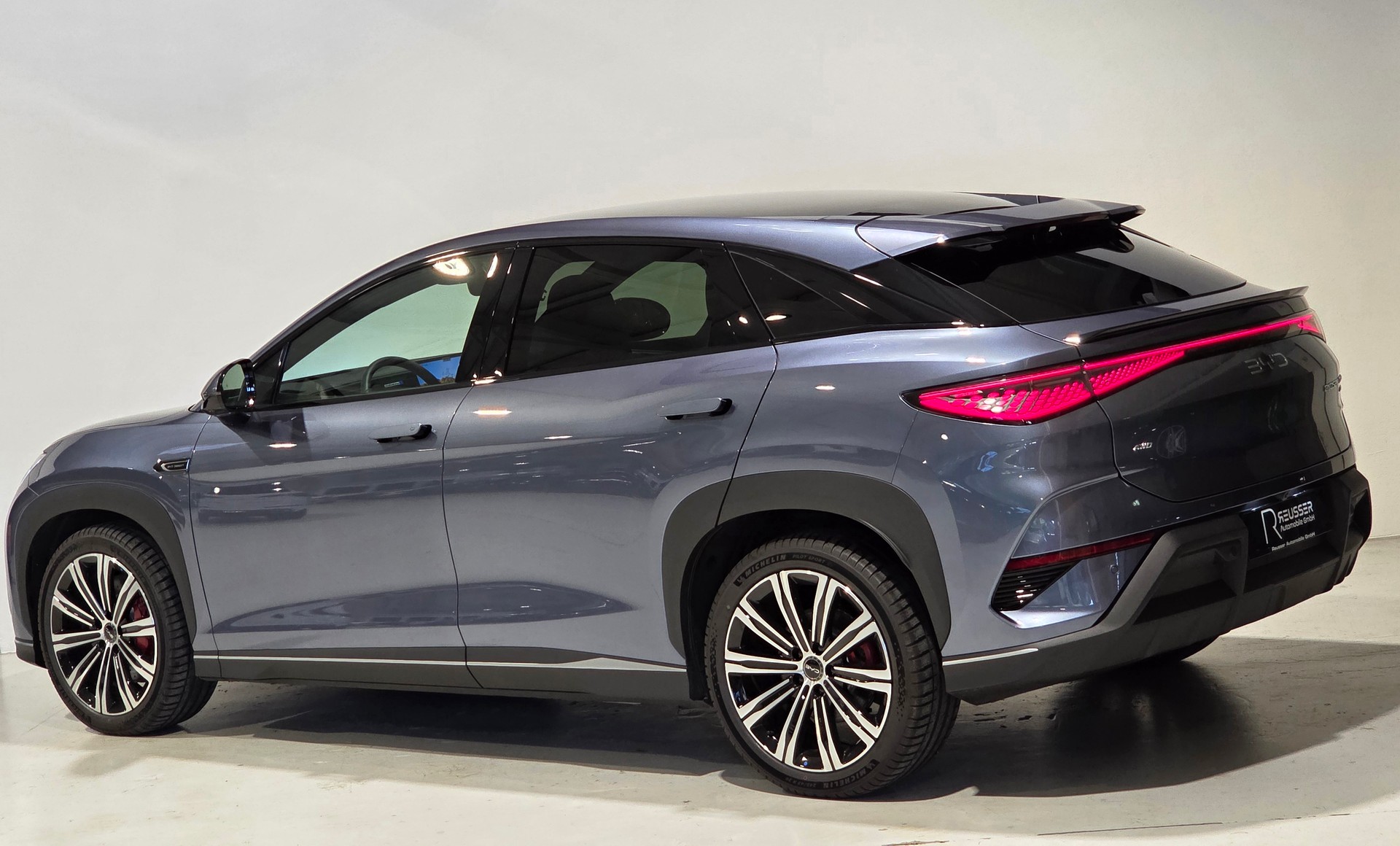 BYD Sealion 7 91,3 kWh Excellence AWD-image-2