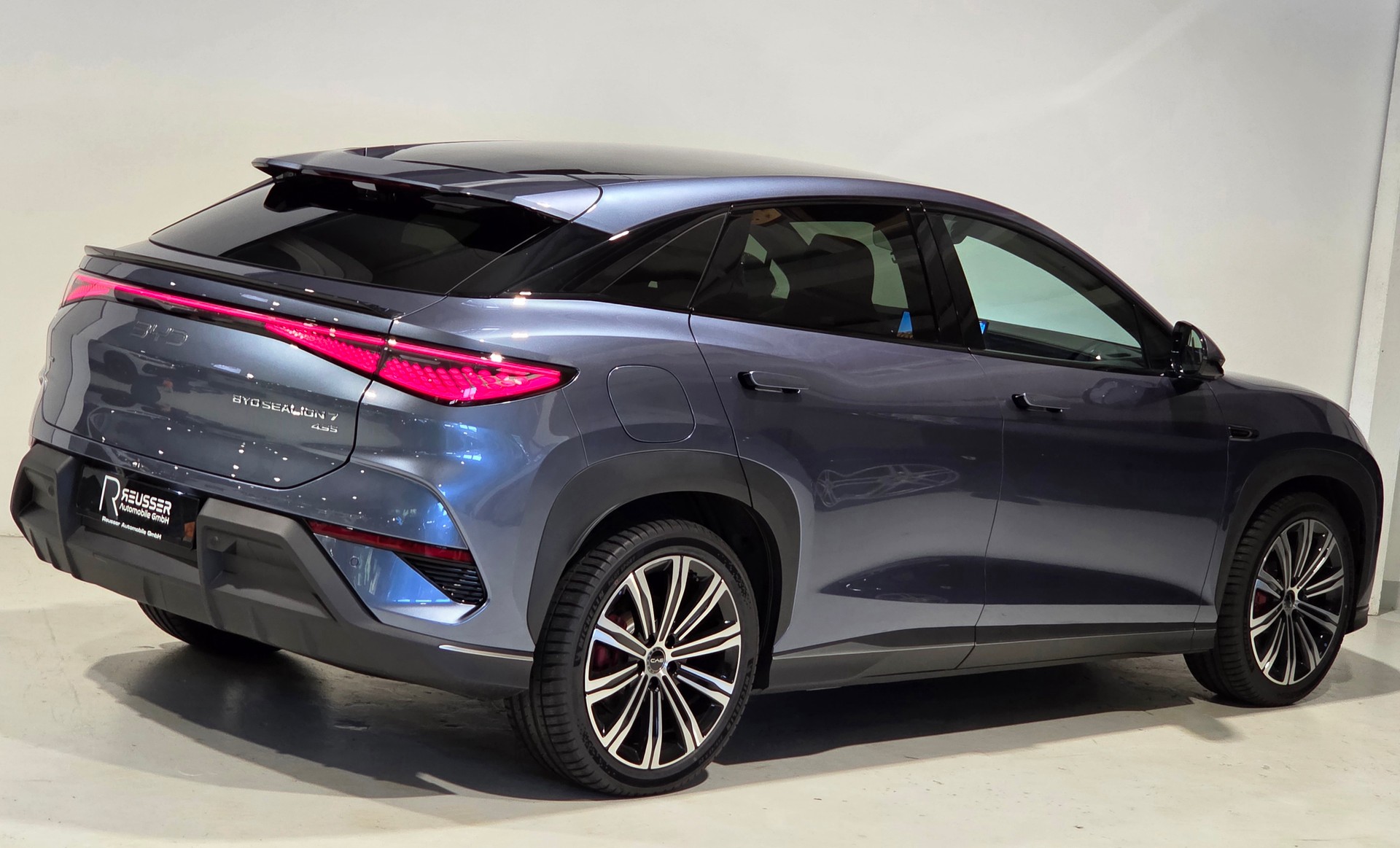 BYD Sealion 7 91,3 kWh Excellence AWD-image-28
