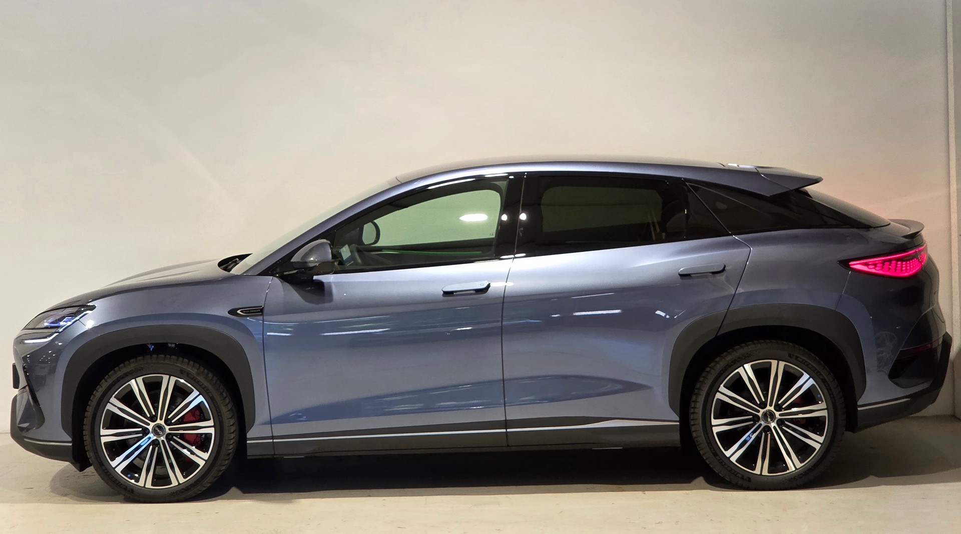 BYD Sealion 7 91,3 kWh Excellence AWD-image-1