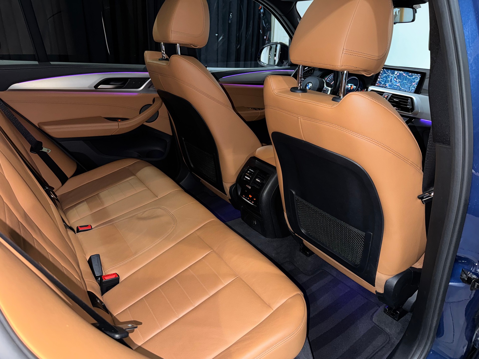 BMW X3 M40d M-Packet Steptronic I CH I AHK I-image-16