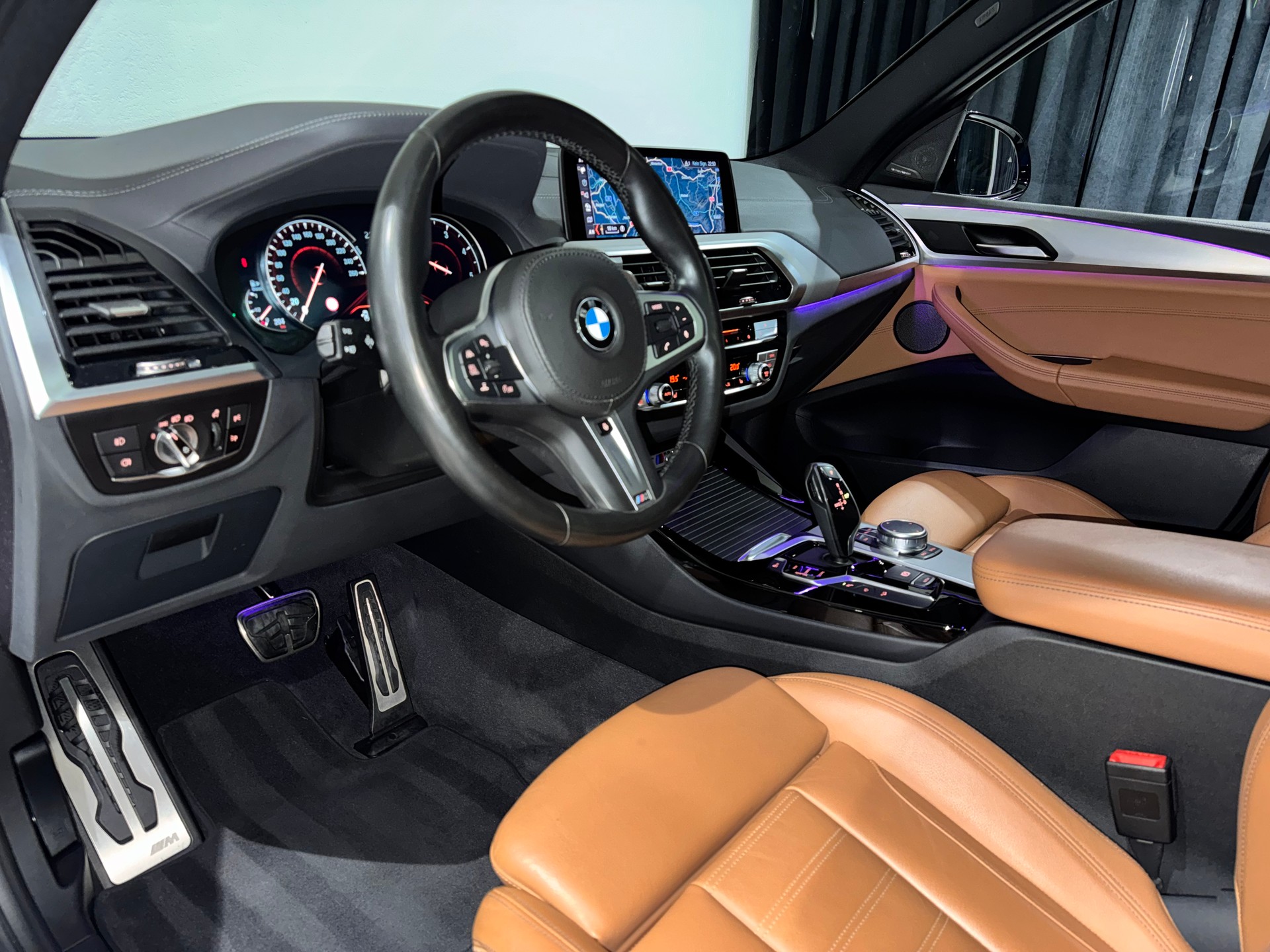 BMW X3 M40d M-Packet Steptronic I CH I AHK I-image-13