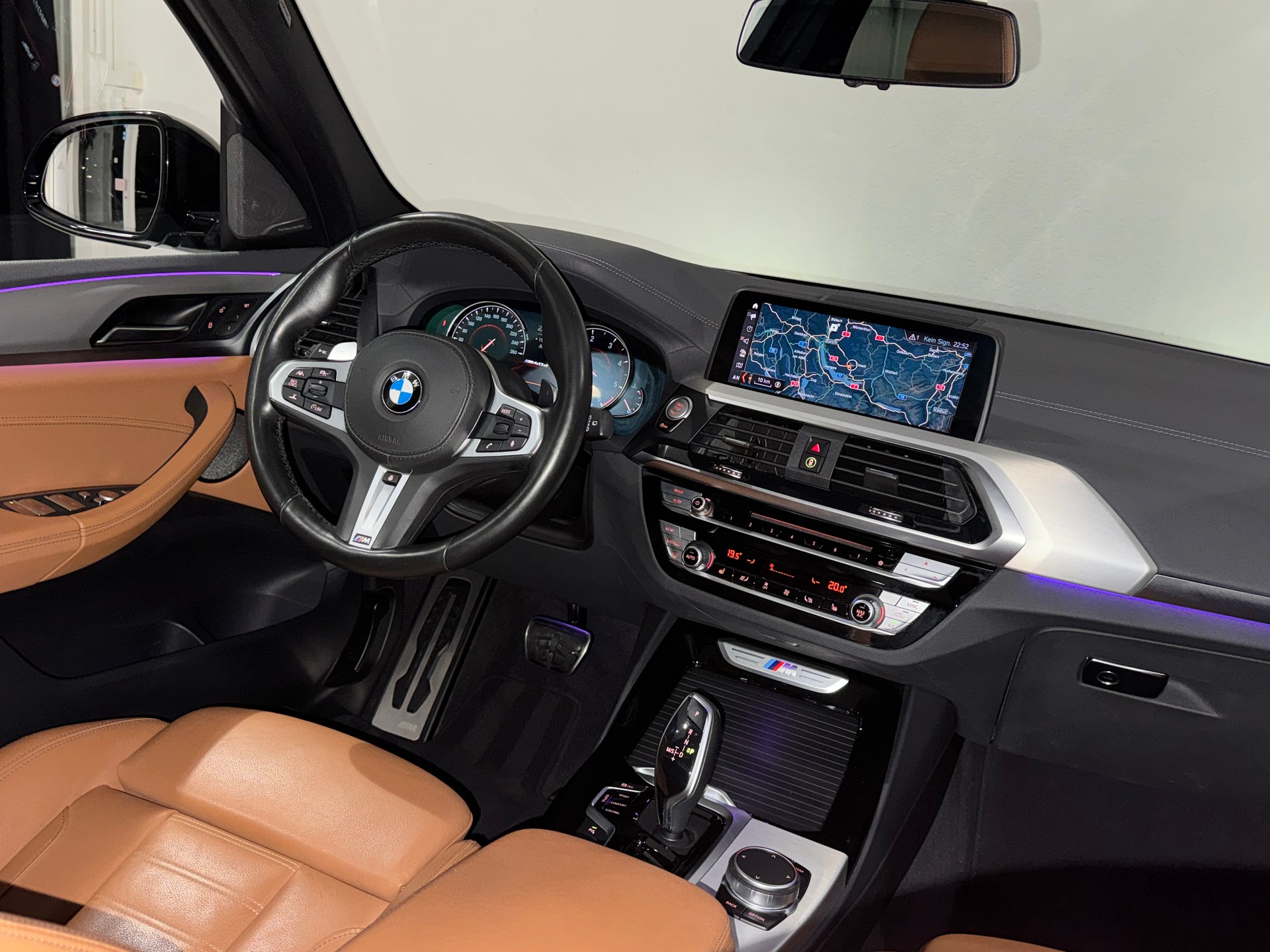 BMW X3 M40d M-Packet Steptronic I CH I AHK I-image-27