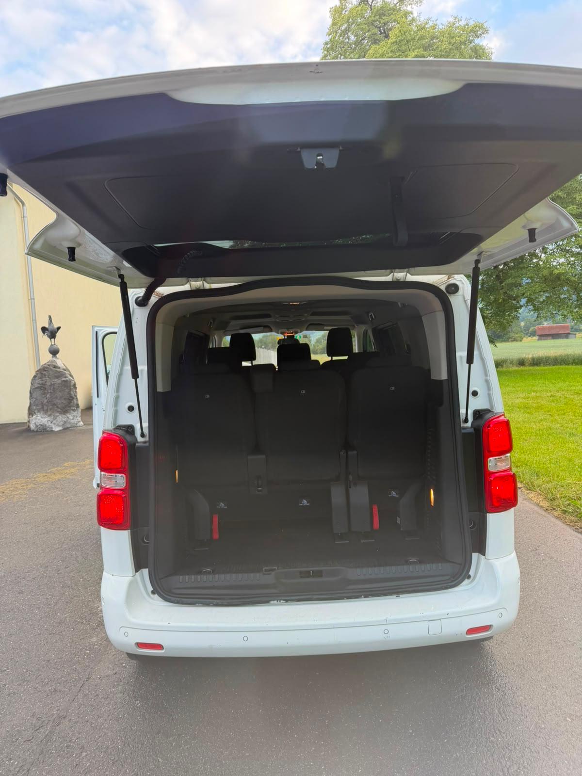 TOYOTA Proace Verso 2.0 D-4D Family L1 Automatic-image-7