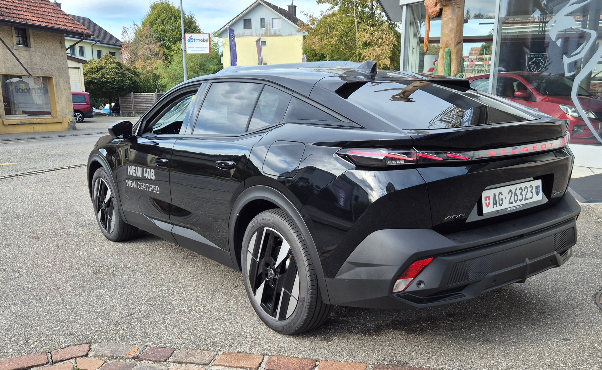 PEUGEOT 408 PHEV 225 BlackLion Helvetia-image-14
