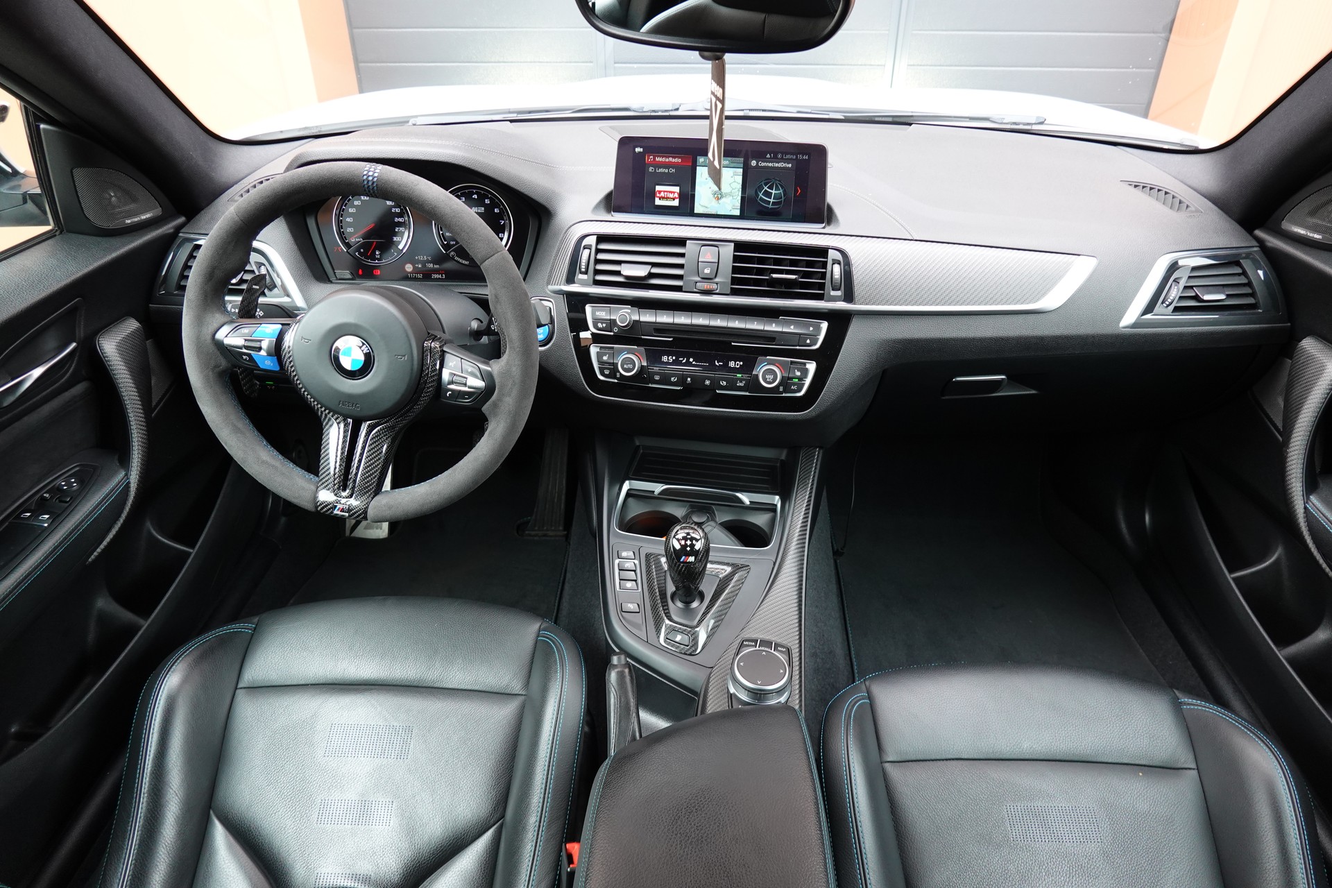 BMW M2 Competition "CH Auto * Intérieur Carbon * Sièges Electriques Mémoire * Volant Alcantara * Harman Kardon * Remus *"-image-11