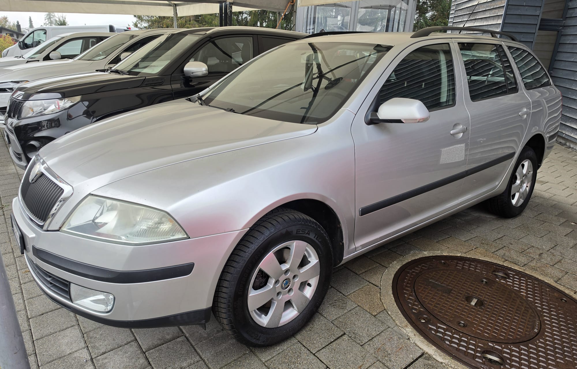 Car photo