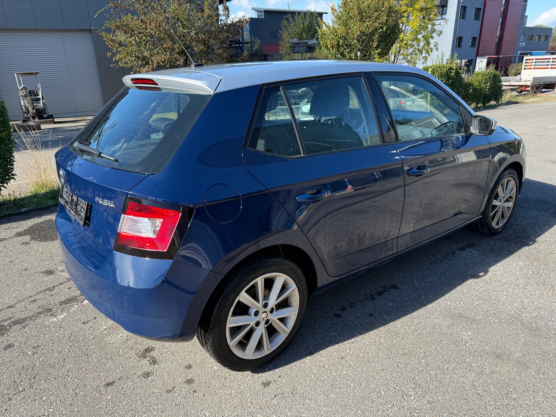SKODA Fabia 1.2 TSI Style-image-3