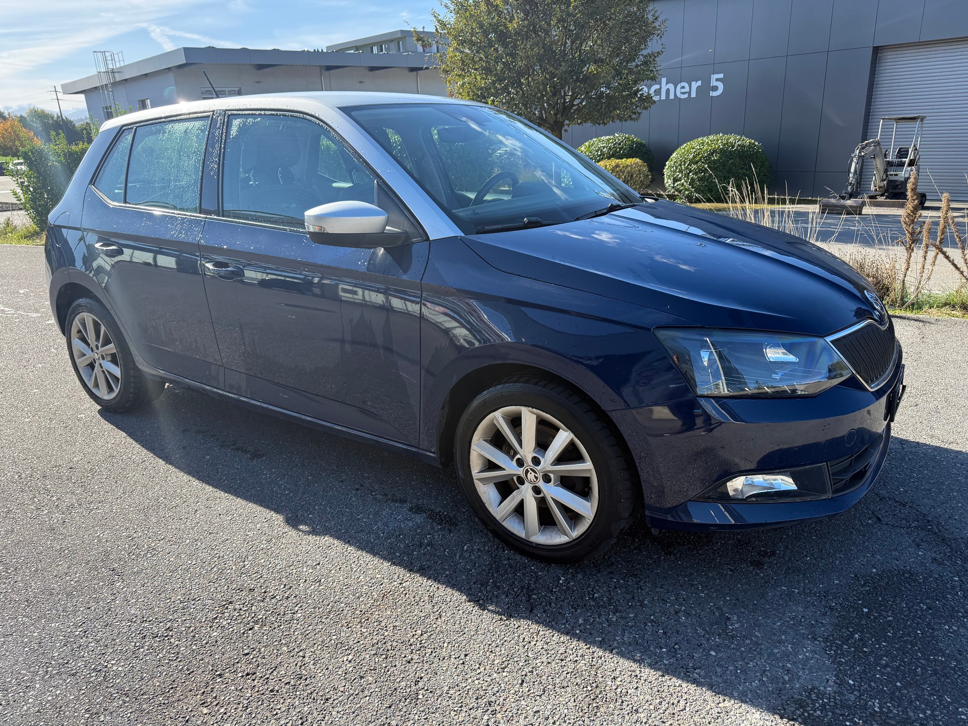 SKODA Fabia 1.2 TSI Style-image-2