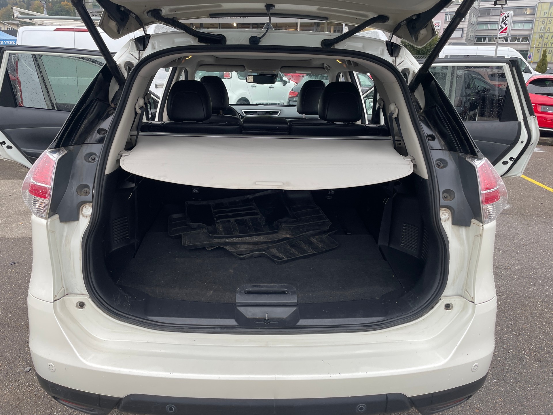 NISSAN X-Trail 1.6 dCi tekna Xtronic CVT-image-13