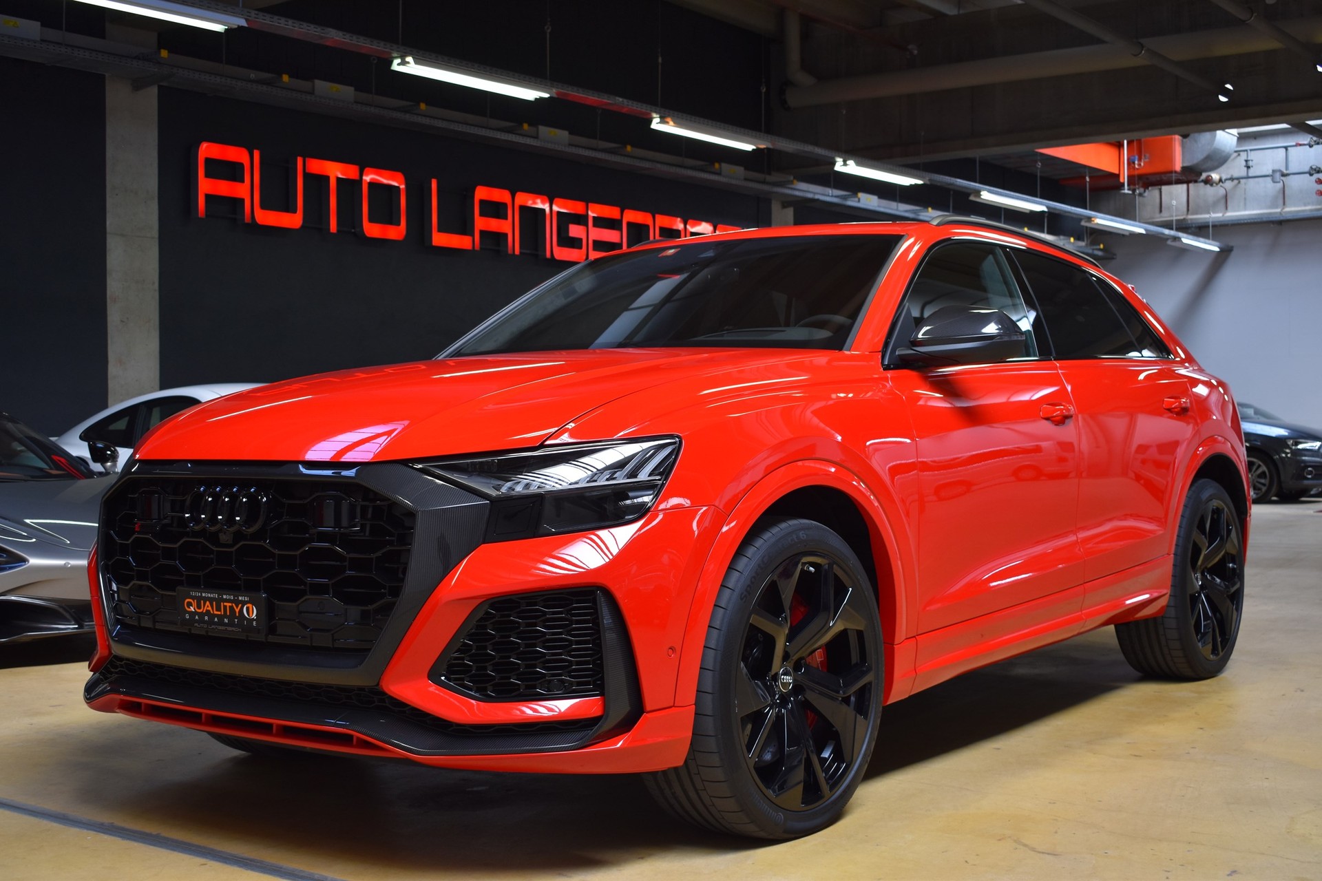 AUDI RSQ8  quattro tiptronic-image-0