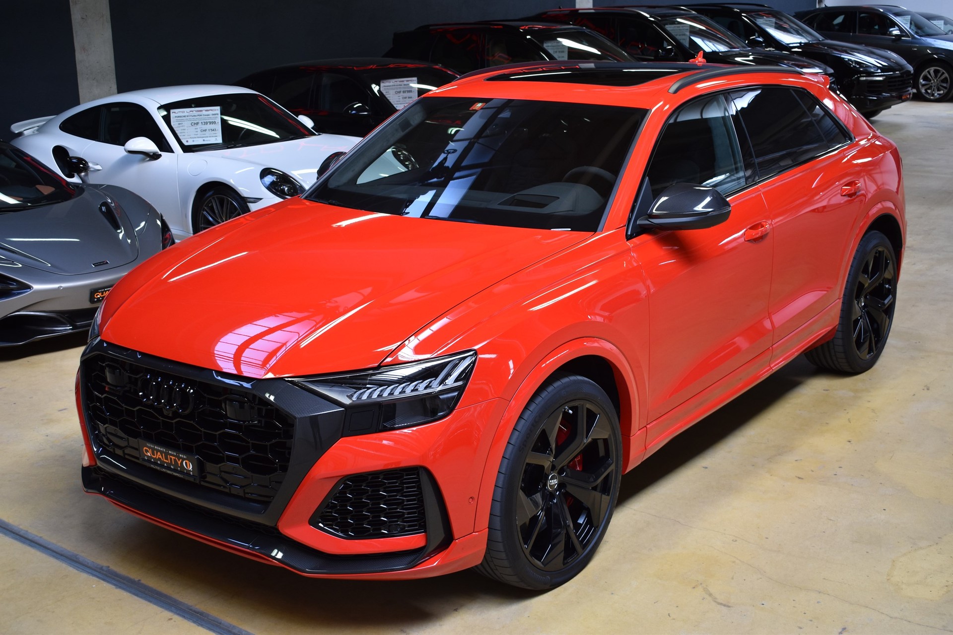 AUDI RSQ8  quattro tiptronic-image-1