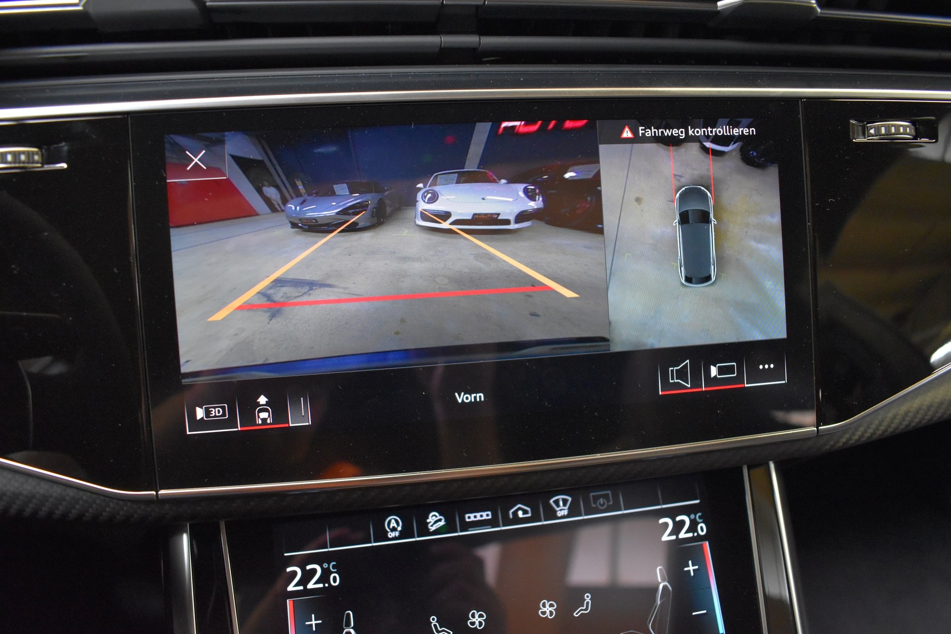 AUDI RSQ8  quattro tiptronic-image-14