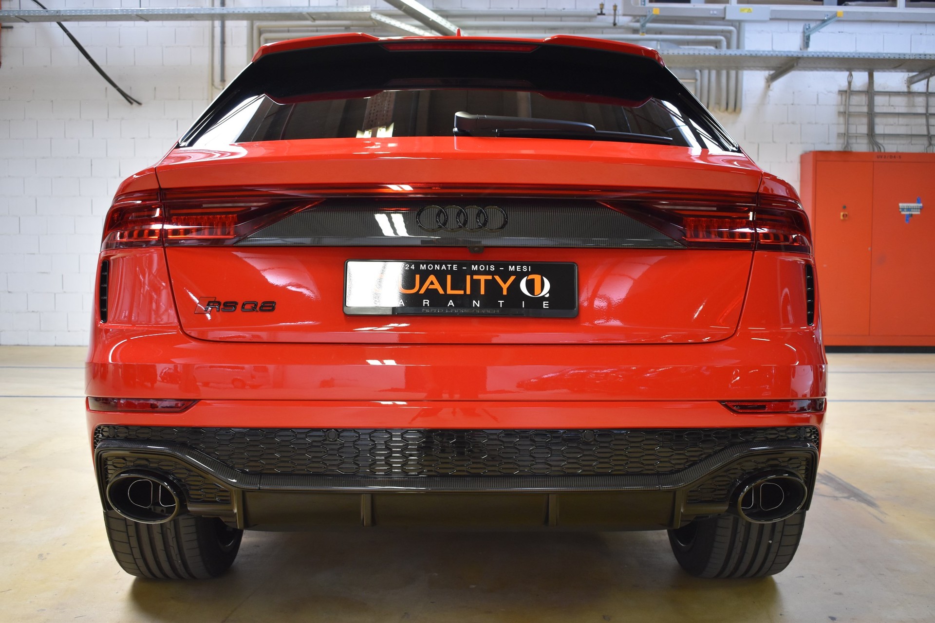 AUDI RSQ8  quattro tiptronic-image-5