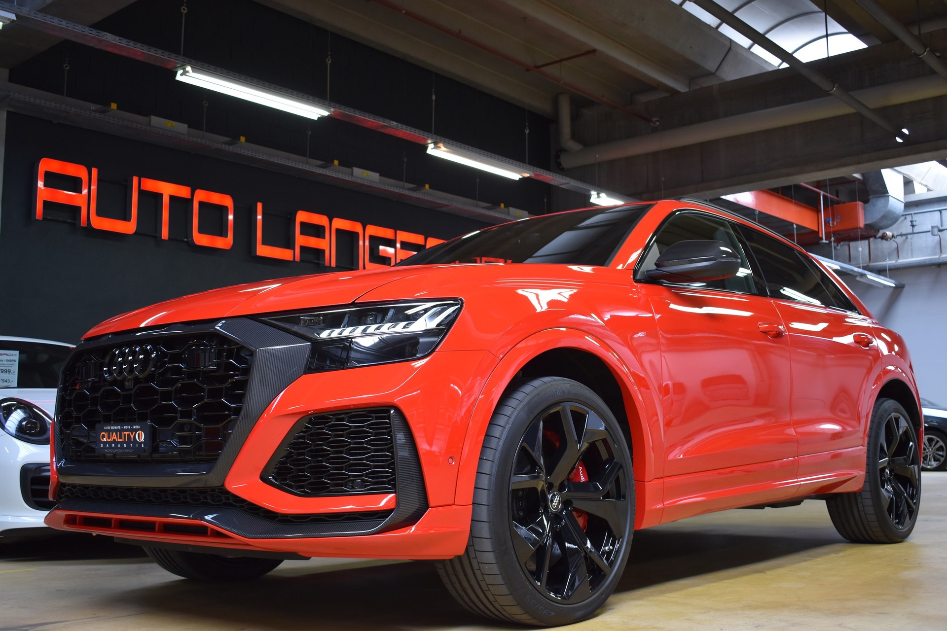 AUDI RSQ8  quattro tiptronic-image-7