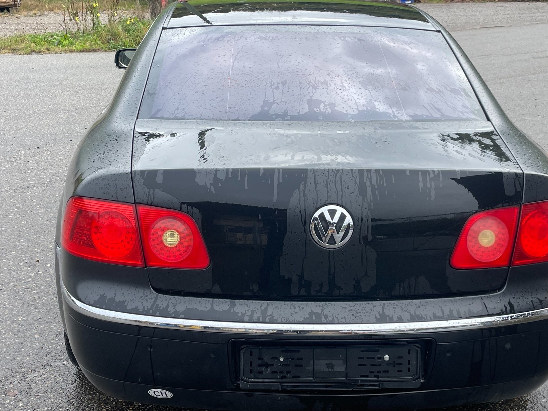 VW Phaeton 3.0 TDi V6 4Motion-image-2