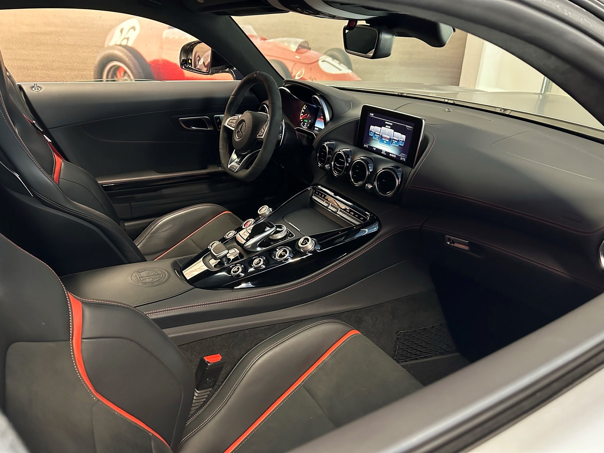 MERCEDES-BENZ AMG GT S Edition 1 Speedshift DCT-image-4