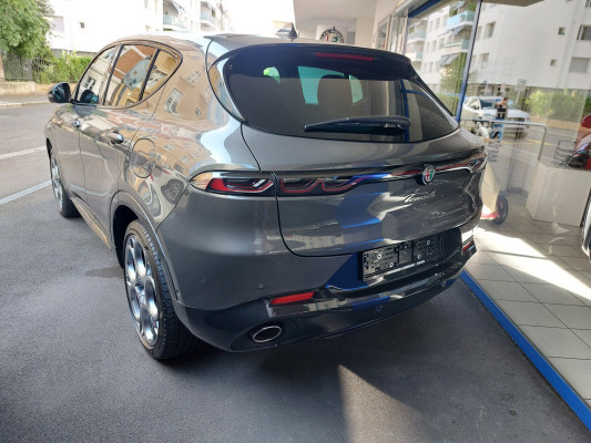 ALFA ROMEO Tonale PHEV Q4 Ti P. Prem-image-4