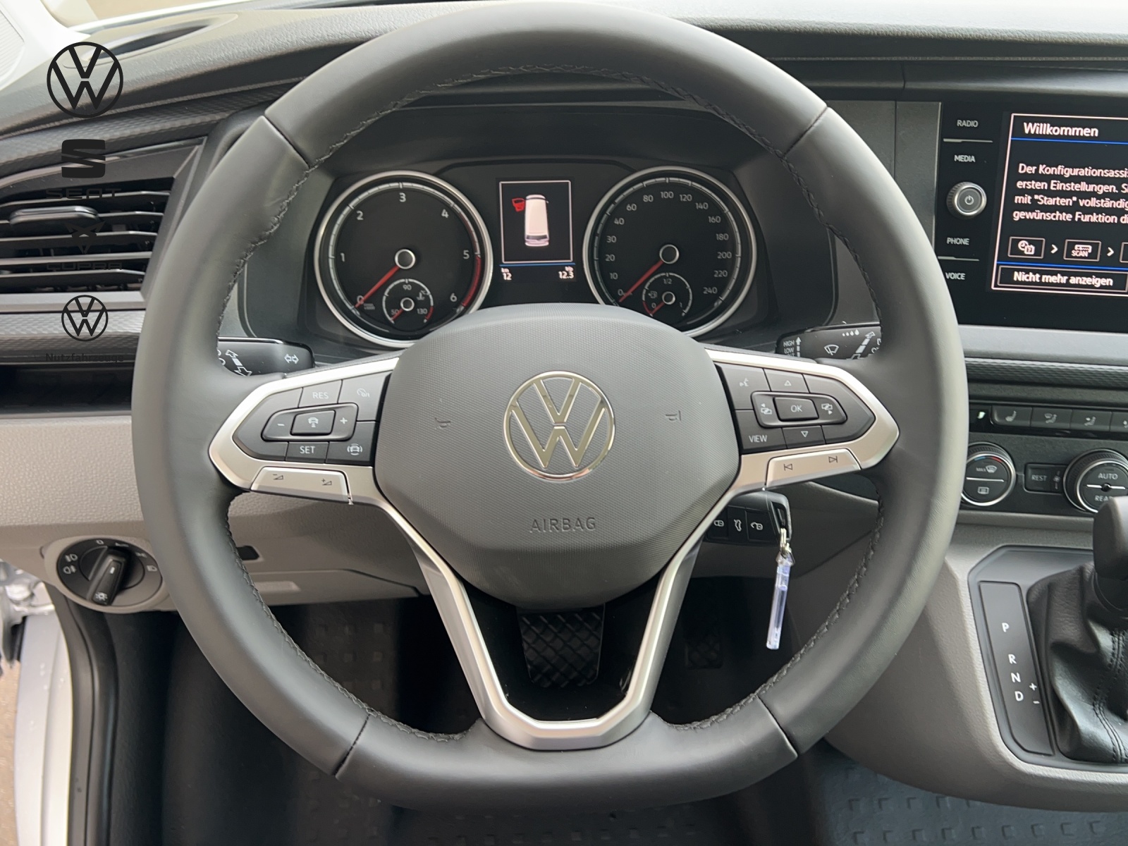 VW T6.1 2.0 TDI DSG-image-5