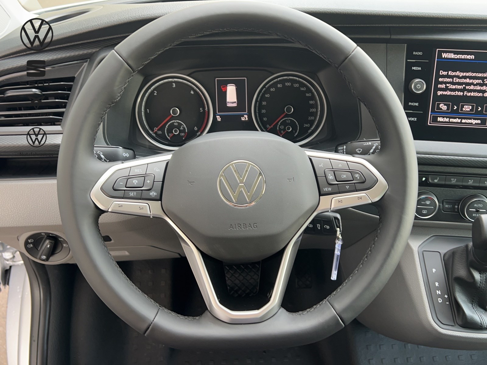VW T6.1 2.0 TDI DSG-image-5