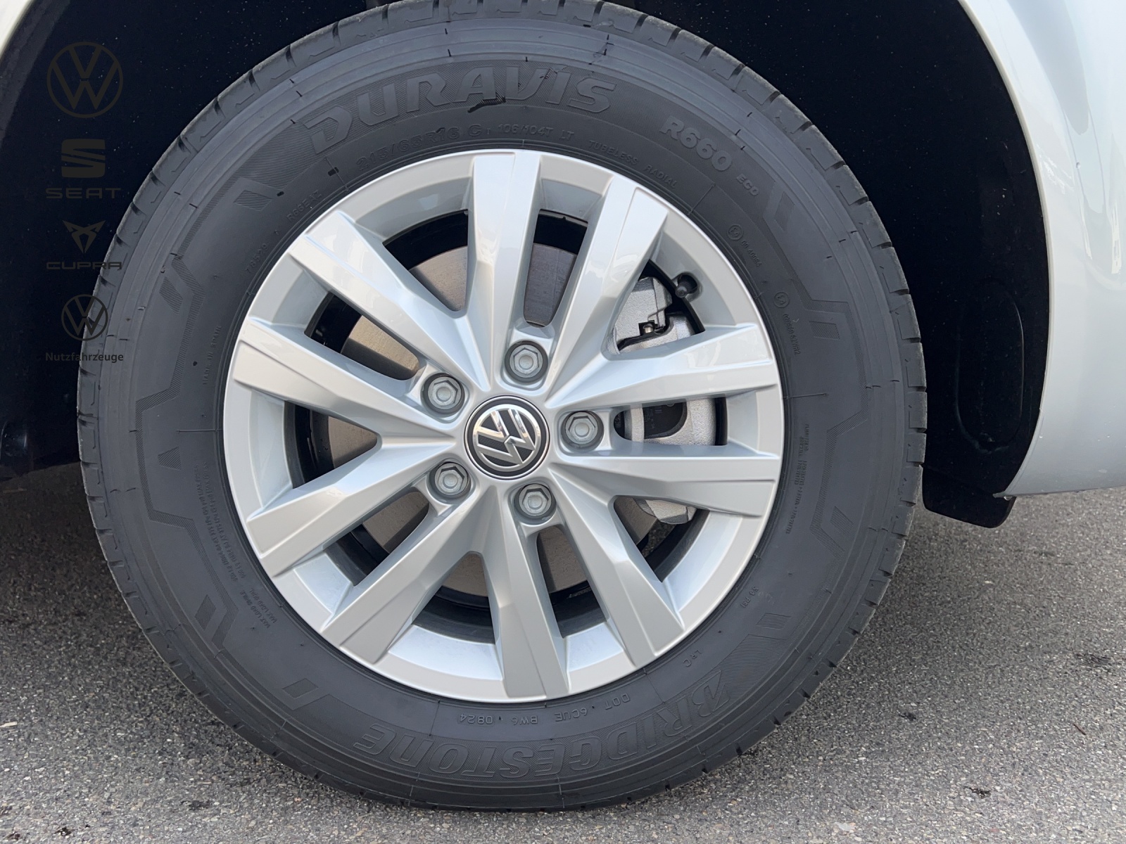 VW T6.1 2.0 TDI DSG-image-11