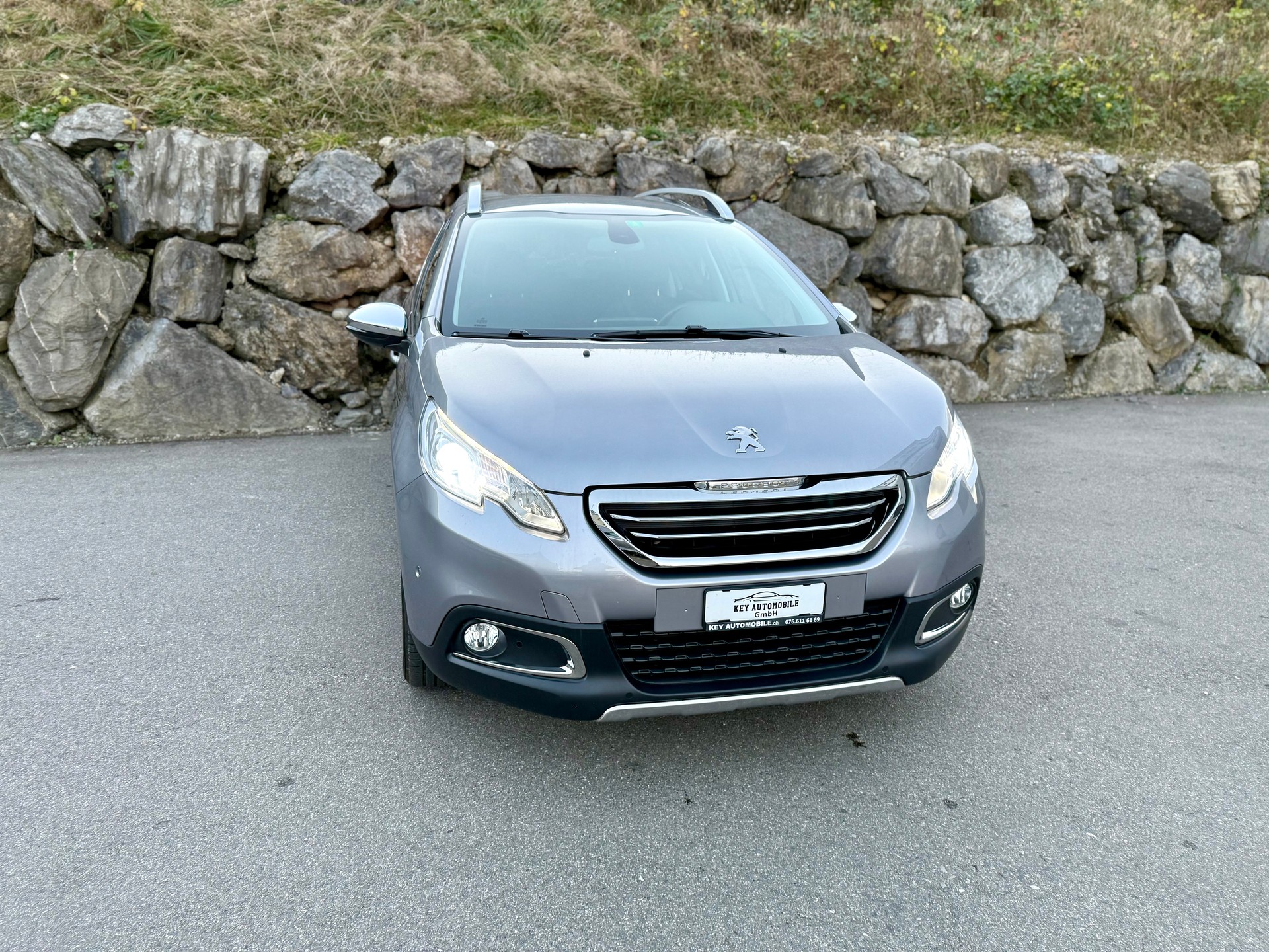 PEUGEOT 2008 1.6 e-HDi Allure EGS6-image-1