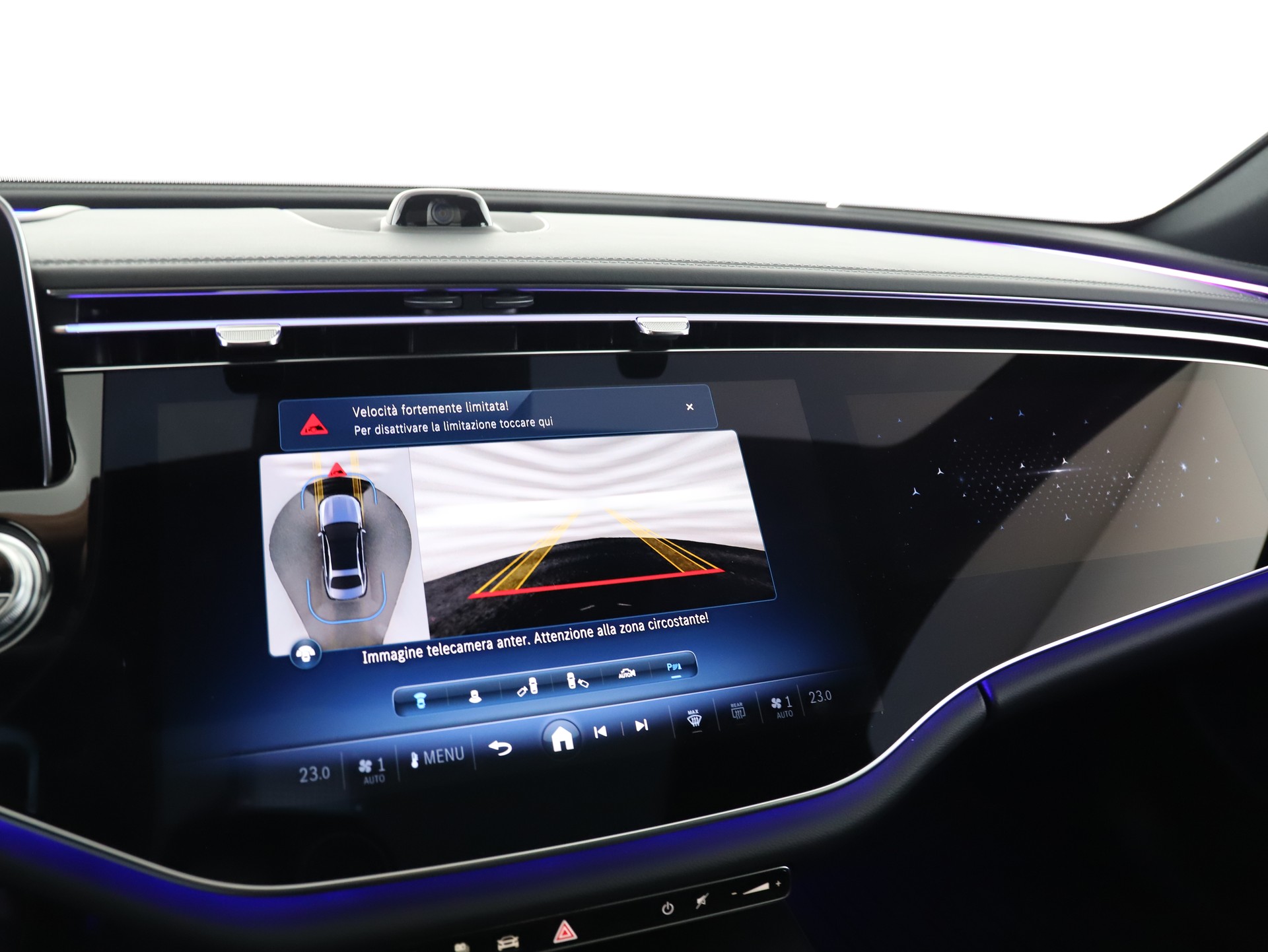 MERCEDES-BENZ E 300 e 9G-Tronic-image-15