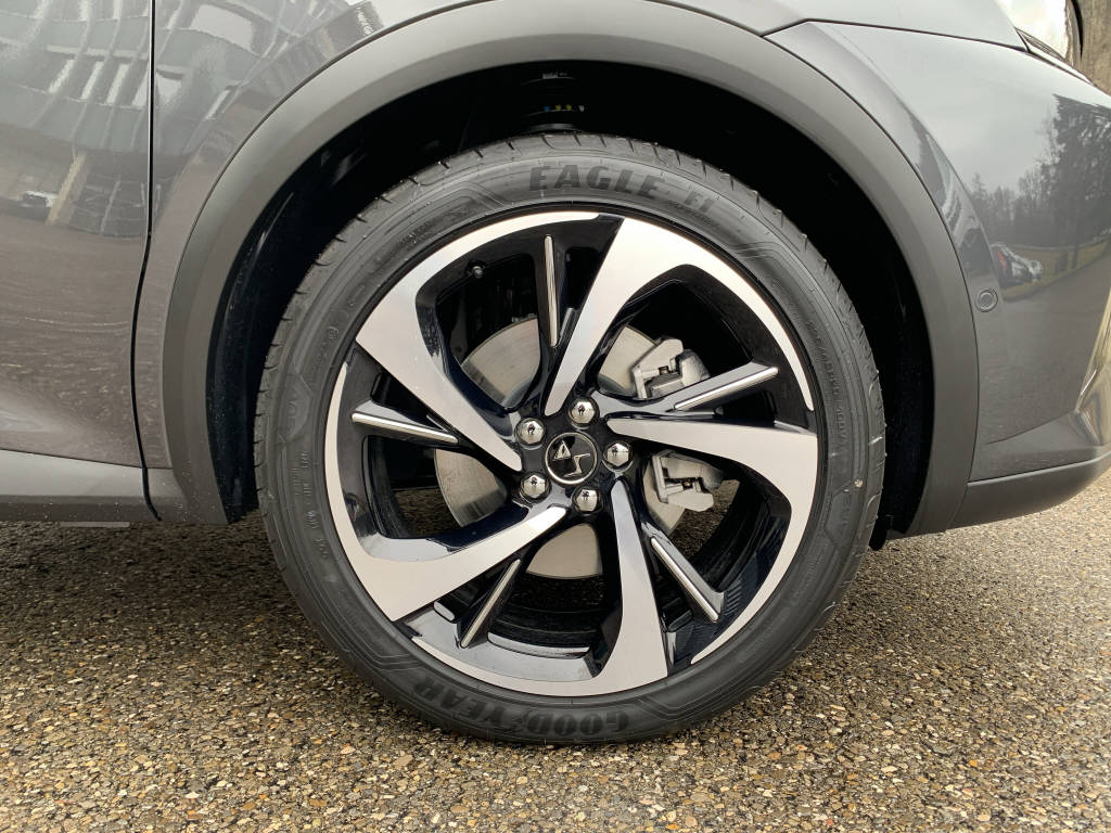 DS AUTOMOBILES DS7 E-Tense 300 4x4 Ligne Noire-image-15