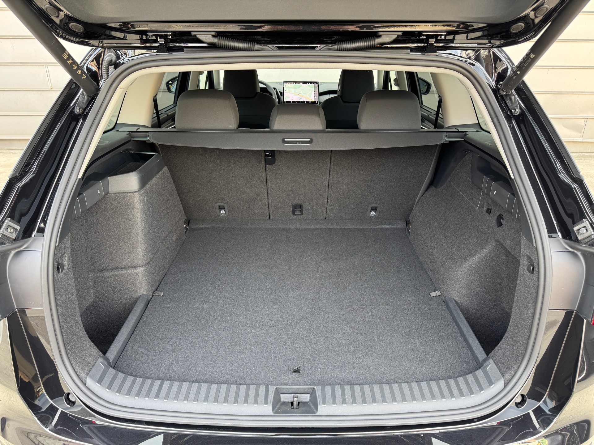 SKODA Kodiaq 1.5 TSI PHEV Selection-image-8