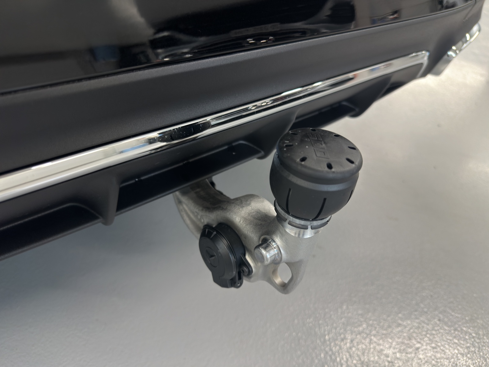 MERCEDES-BENZ E 300 de 4Matic EQ Hybrid 9G-Tronic-image-15