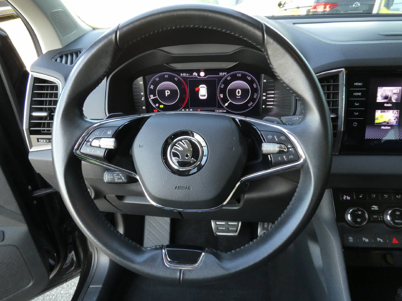 SKODA Karoq 2.0 TDI Style 4x4 DSG-image-10