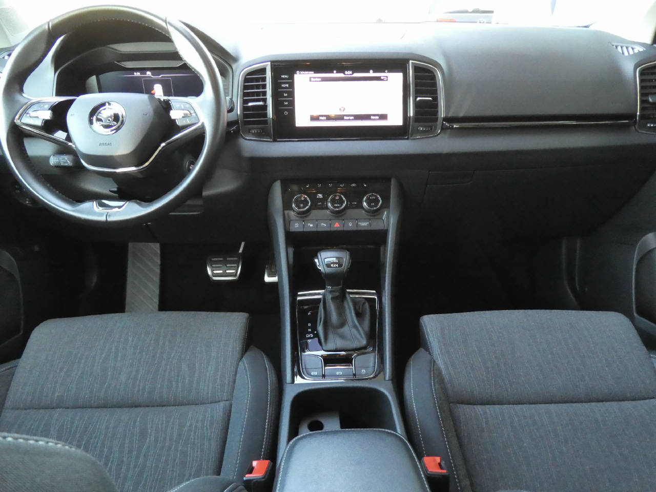 SKODA Karoq 2.0 TDI Style 4x4 DSG-image-12