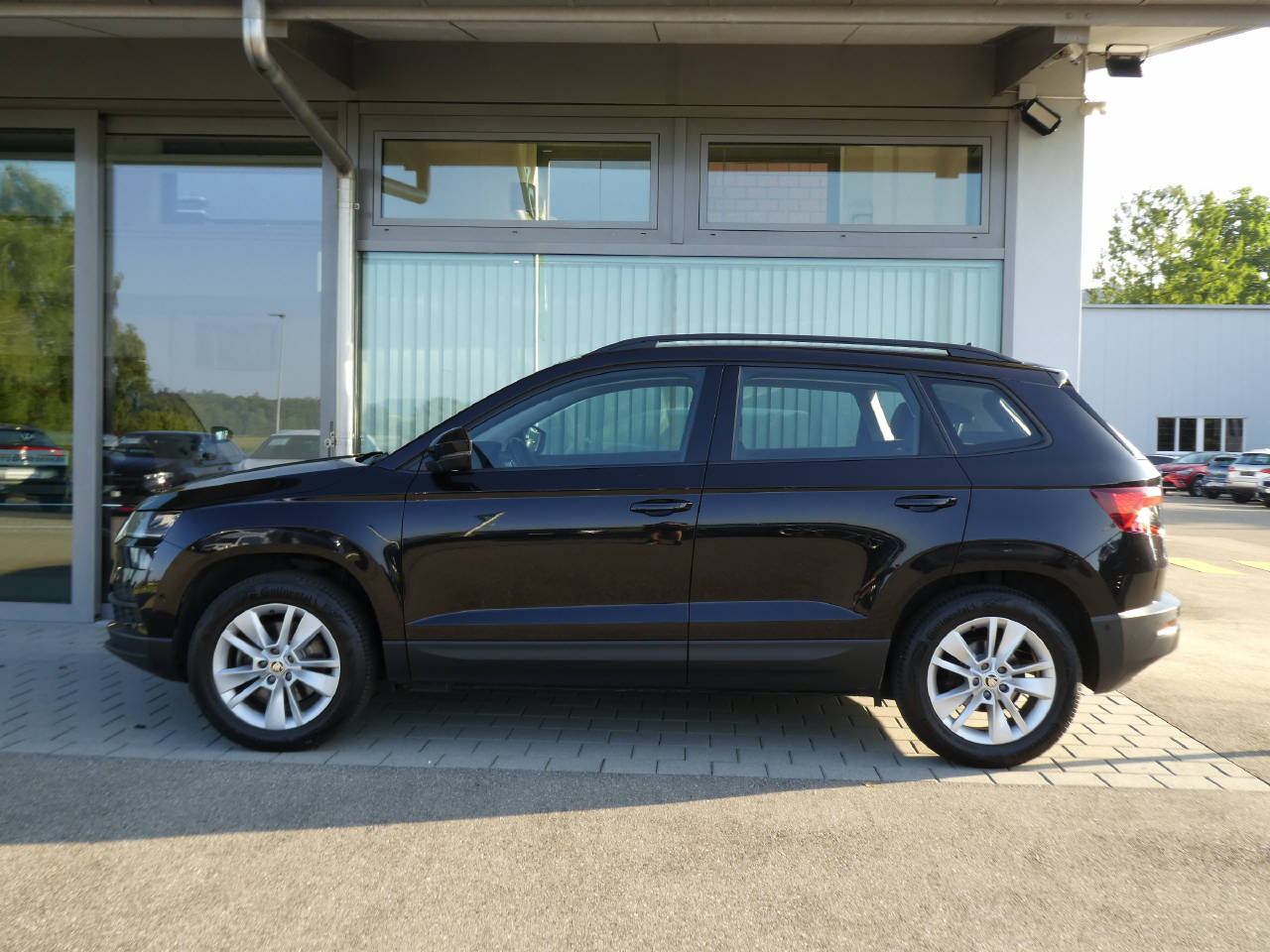 SKODA Karoq 2.0 TDI Style 4x4 DSG-image-6