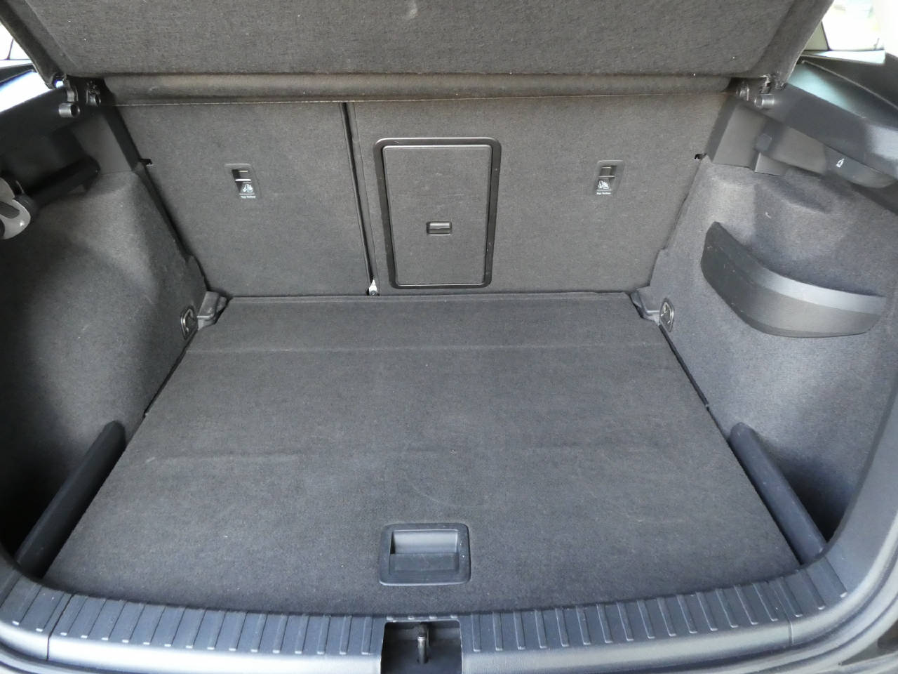 SKODA Karoq 2.0 TDI Style 4x4 DSG-image-13