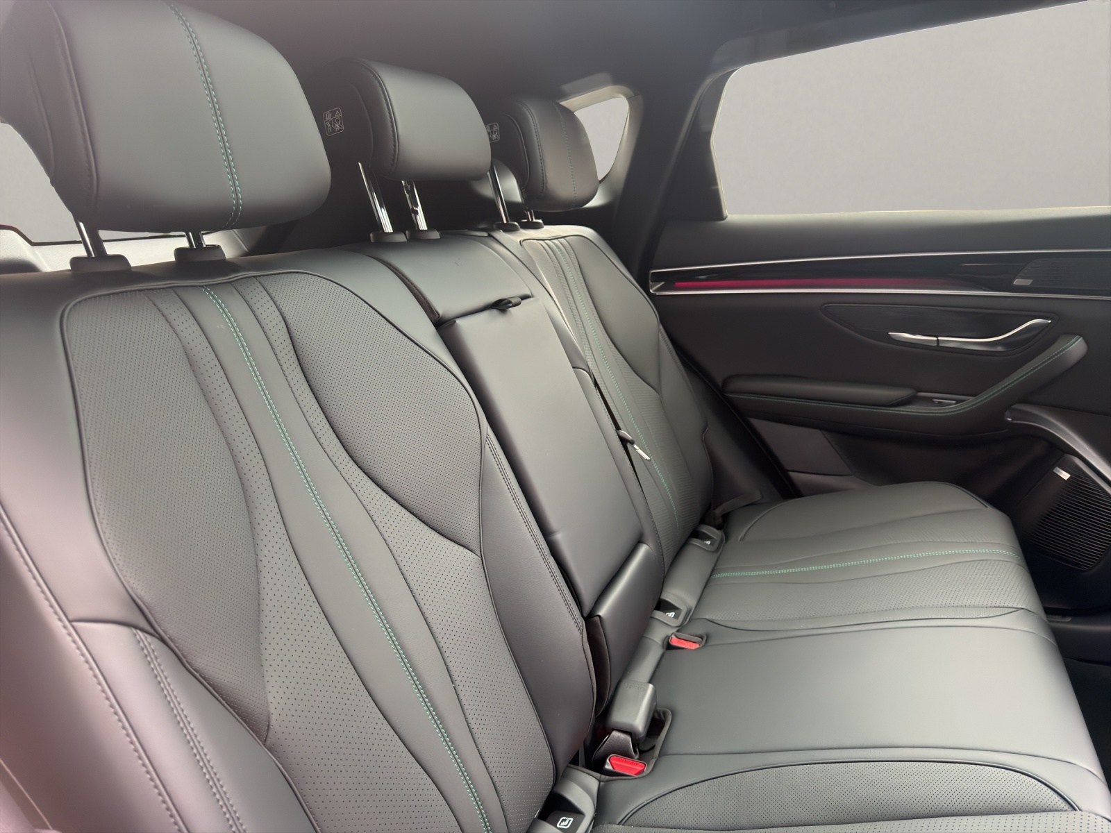 BYD Seal U DM-i Design-image-9