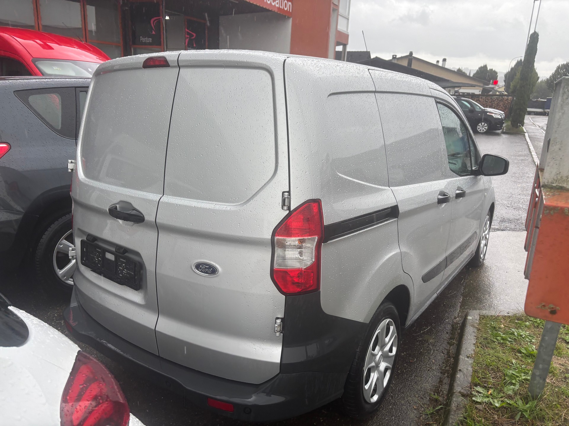 FORD Transit Courier Van 1.5 TDCi Basis-image-2